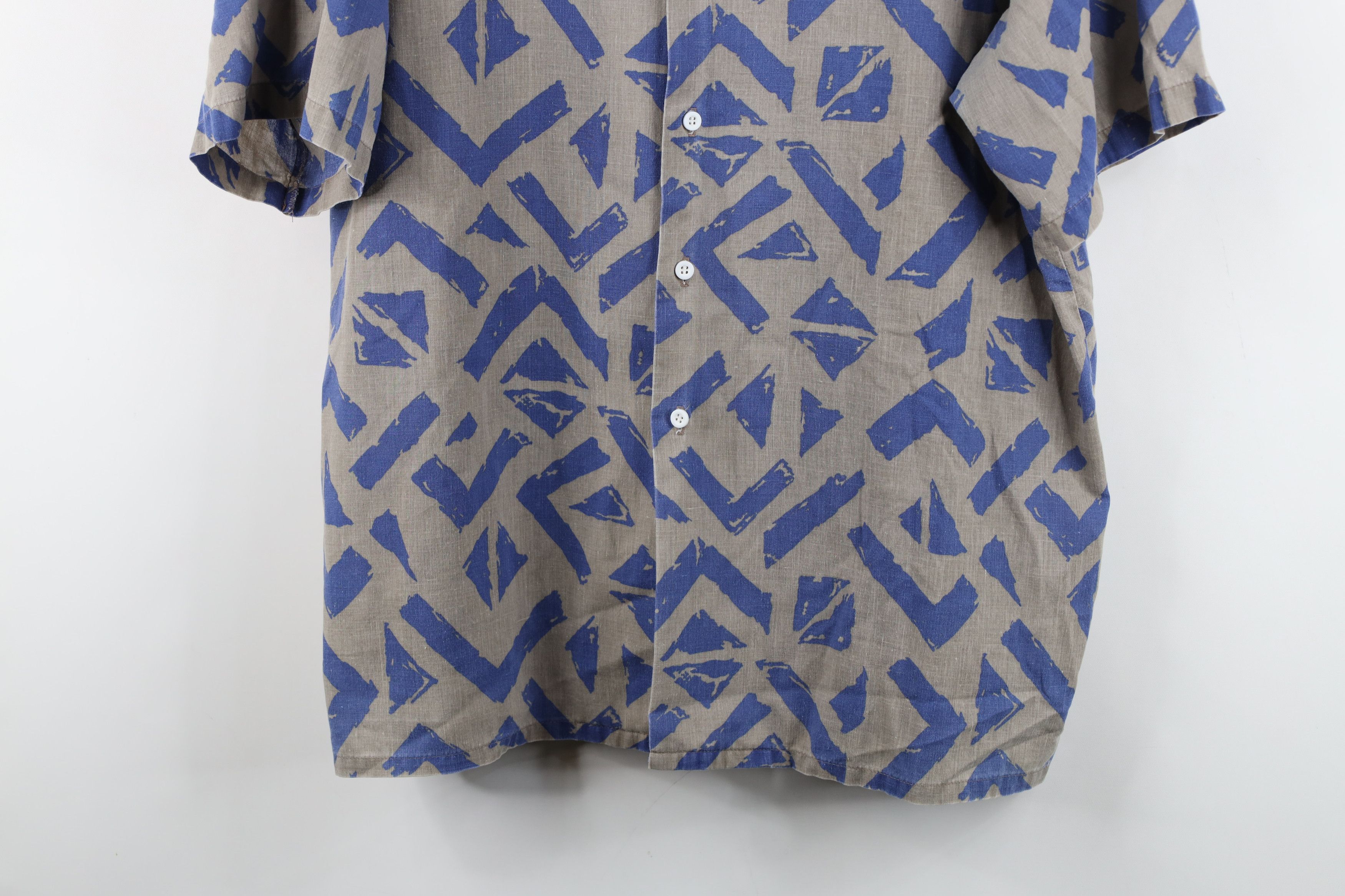 Vintage Vintage 70s Streetwear Geometric Collar Button Shirt USA Size US L / EU 52-54 / 3 - 3 Thumbnail