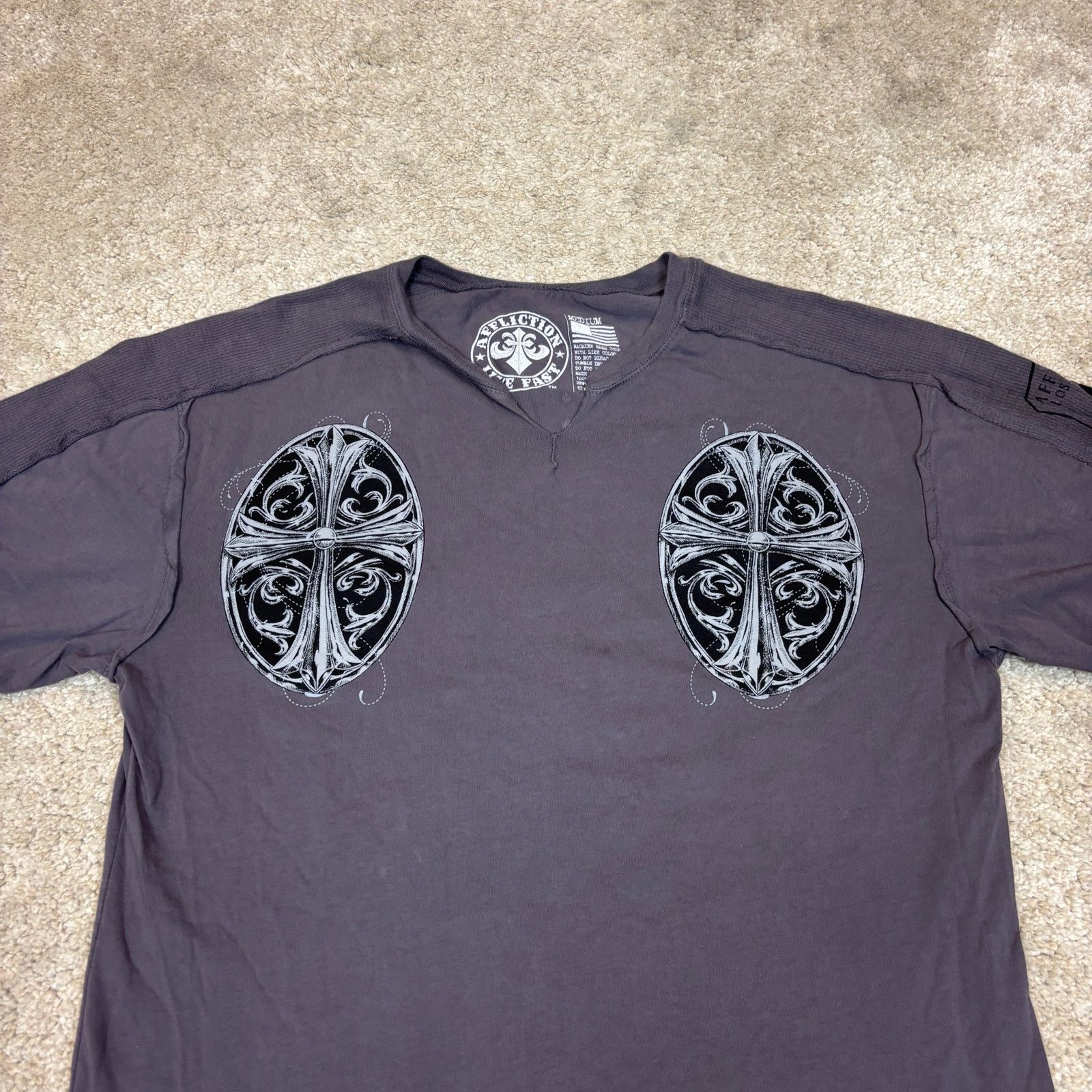 Affliction NWT Affliction Aficionados Cross T Shirt Jesse Pinkman Men M Size US M / EU 48-50 / 2 - 3 Thumbnail