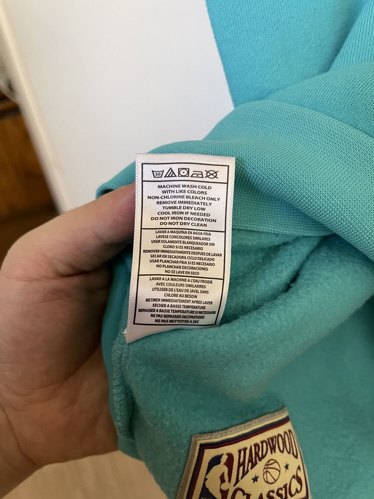 NBA NBA Vancouver Grizzlies x Mitchell & New Crew Sweatshirt Size US L / EU 52-54 / 3 - 9 Thumbnail