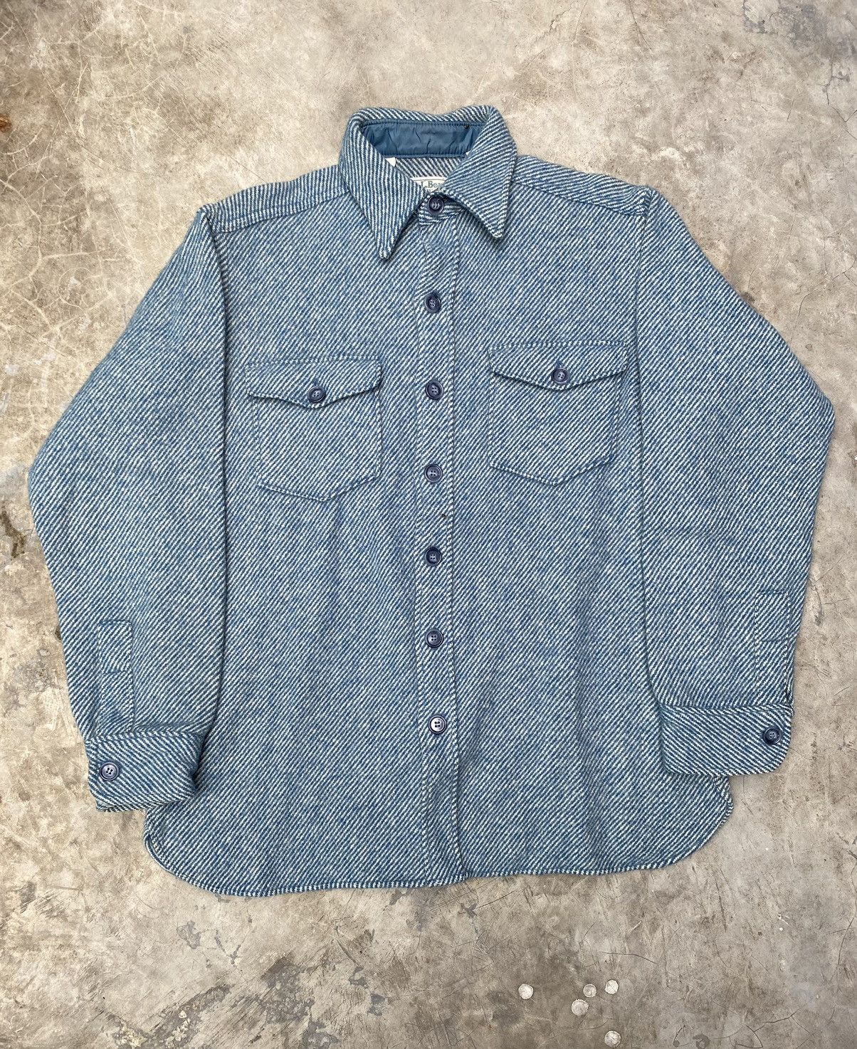 L.L. Bean 80s Ll beam Wool Over Shirt button up Size US L / EU 52-54 / 3 - 1 Thumbnail
