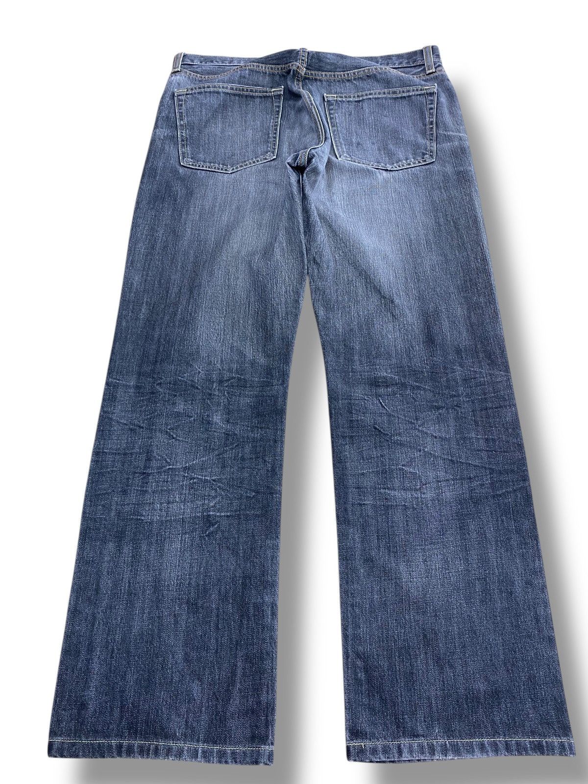 Uniqlo Vintage Japanese Uniqlo Faded Wash Loose Ripped Jeans Size US 33 - 3 Thumbnail