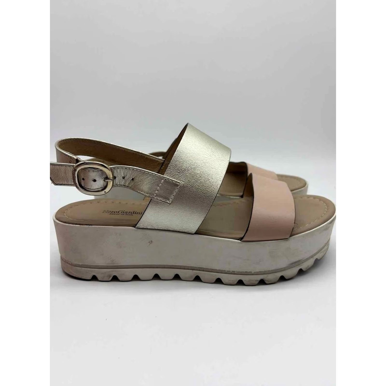 Vintage Nero Giardini Sling Back Sandals Size 38 Silver Size US 8 / IT 38 - 4 Thumbnail