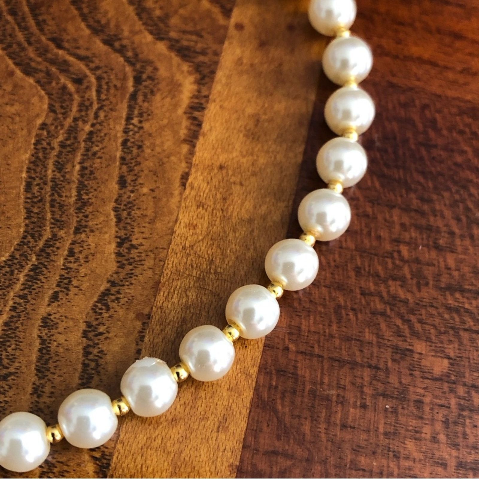 Vintage Vintage repaired glass cream pearl long length bracelet Size ONE SIZE - 5 Thumbnail