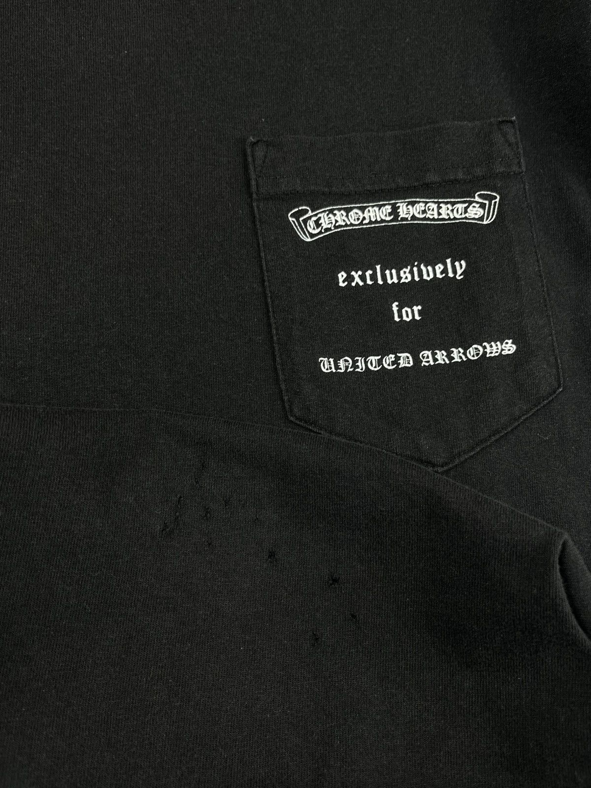 Chrome Hearts Chrome Hearts Vintage United Arrows Dagger Pocket Tshirt Size US S / EU 44-46 / 1 - 4 Thumbnail