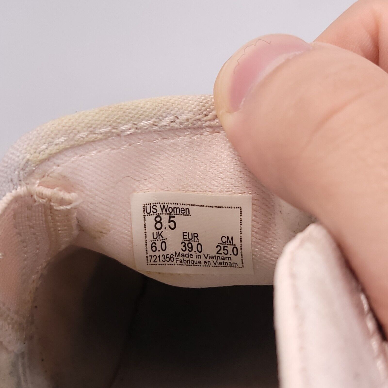 Vans Vans Off the Wall Shoe Womens Size 8.5 721356 Pink White Size US 8.5 / IT 38.5 - 9 Thumbnail