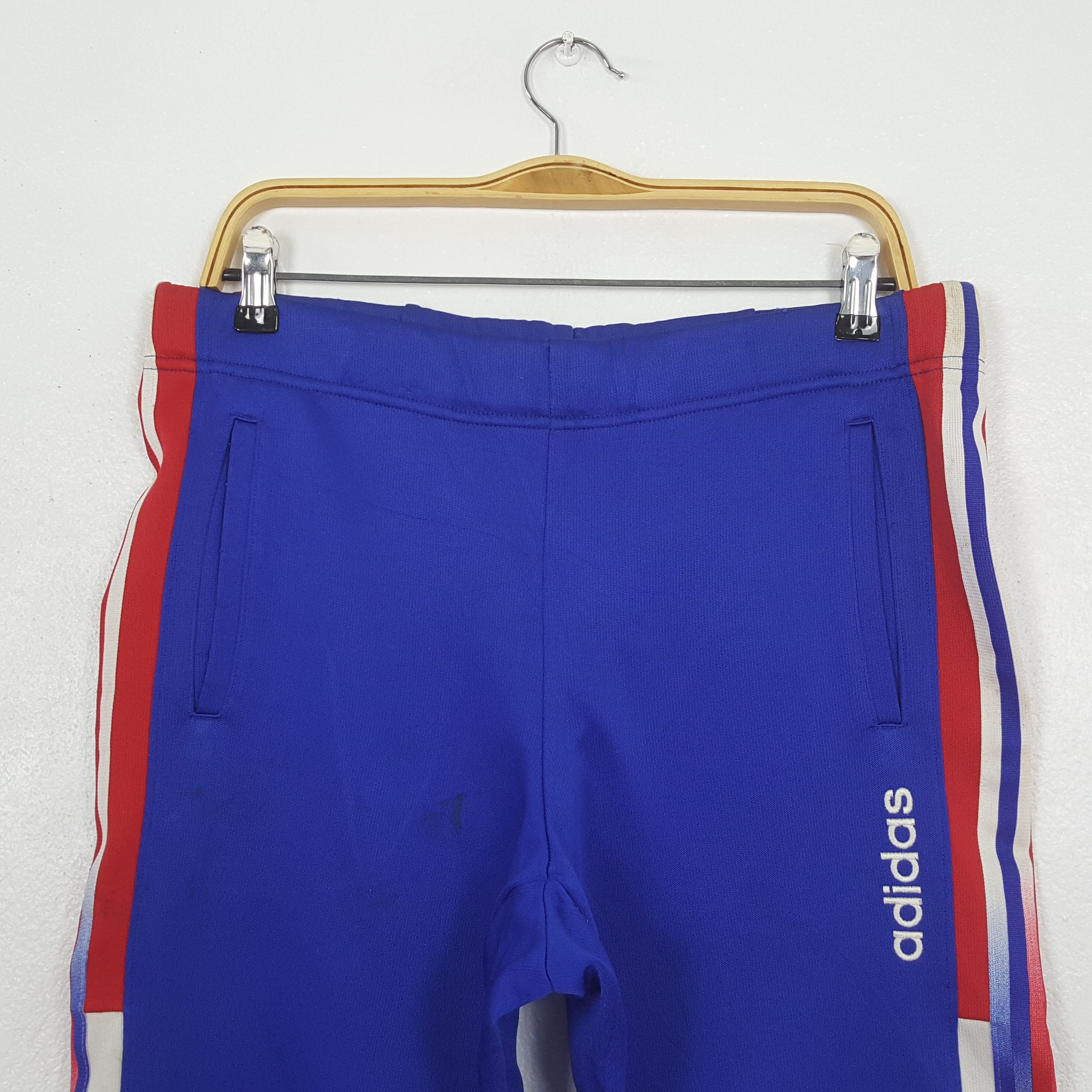 Adidas Vintage Adidas Sportswear Brand Sweatpants C318N19 Size US 32 / EU 48 - 2 Thumbnail