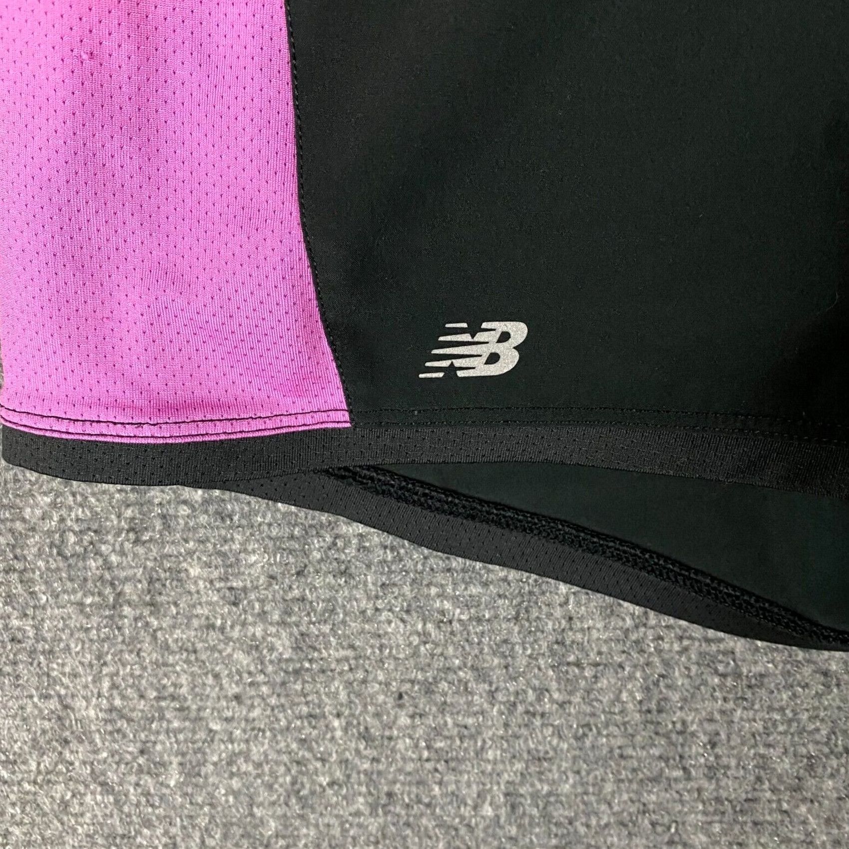 New Balance New Balance Compression Shorts Women's M Pull On Athletic Solid Black NBB Shorts Womens M"} Size 32" / US 10 / IT 46 - 2 Thumbnail