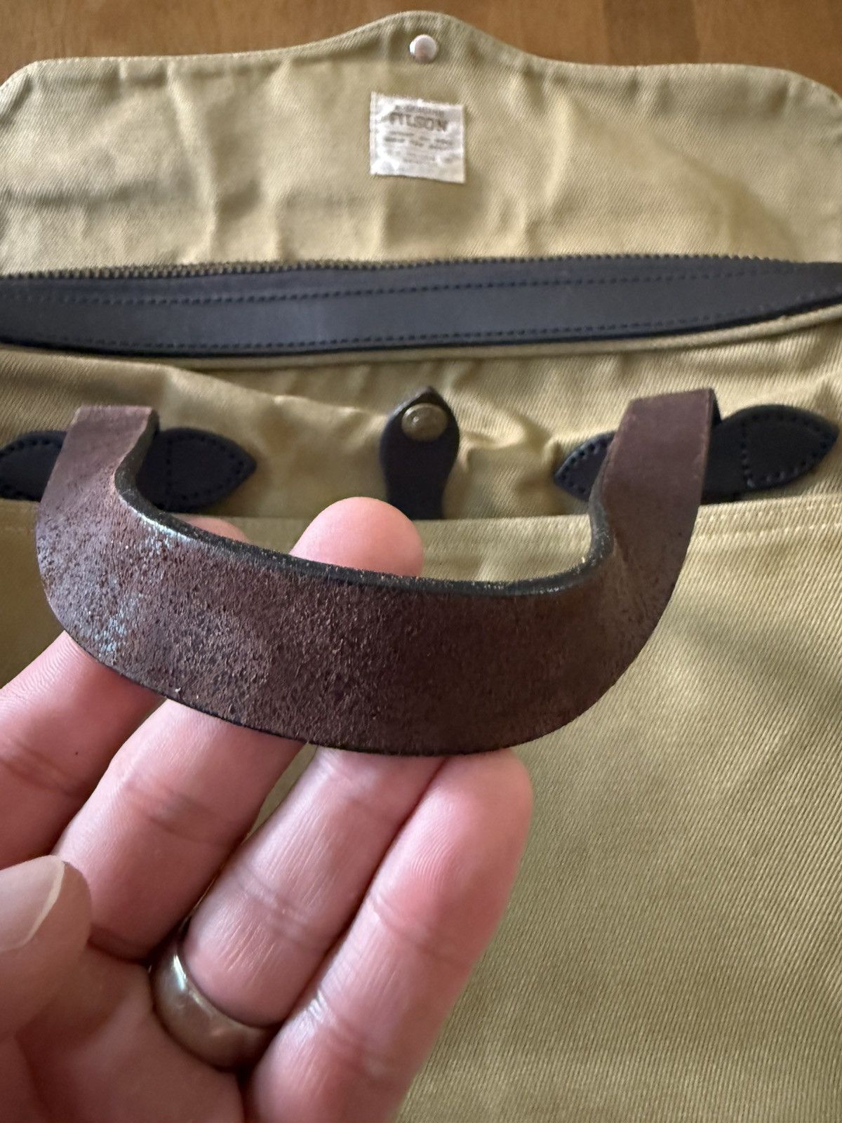 Filson Filson 256 Tan Briefcase USA Older OG Tag Size ONE SIZE - 5 Thumbnail