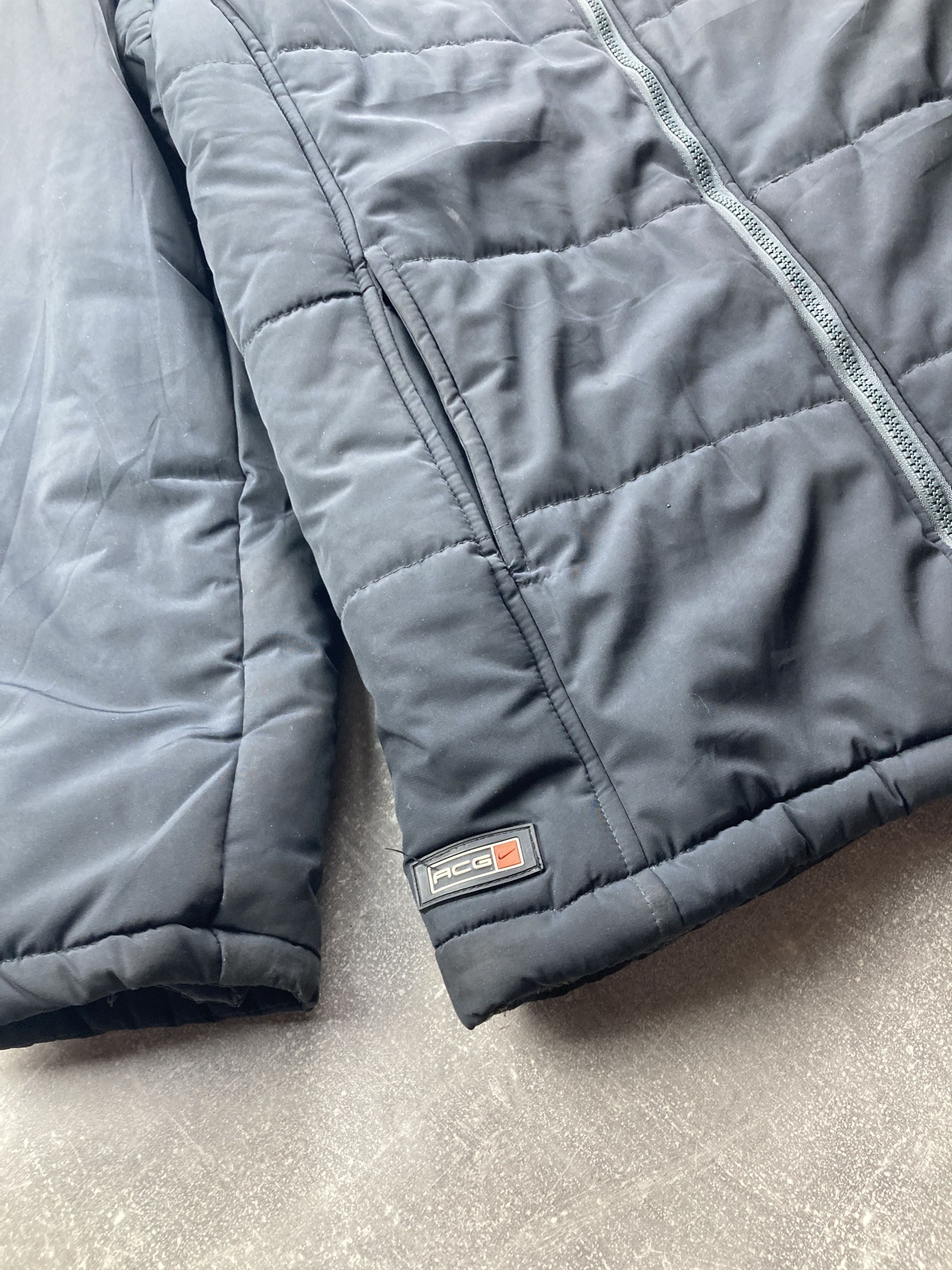 Nike ACG Nike ACG womens 2 swosh black puffer jacket Size L / US 10 / IT 46 - 4 Thumbnail
