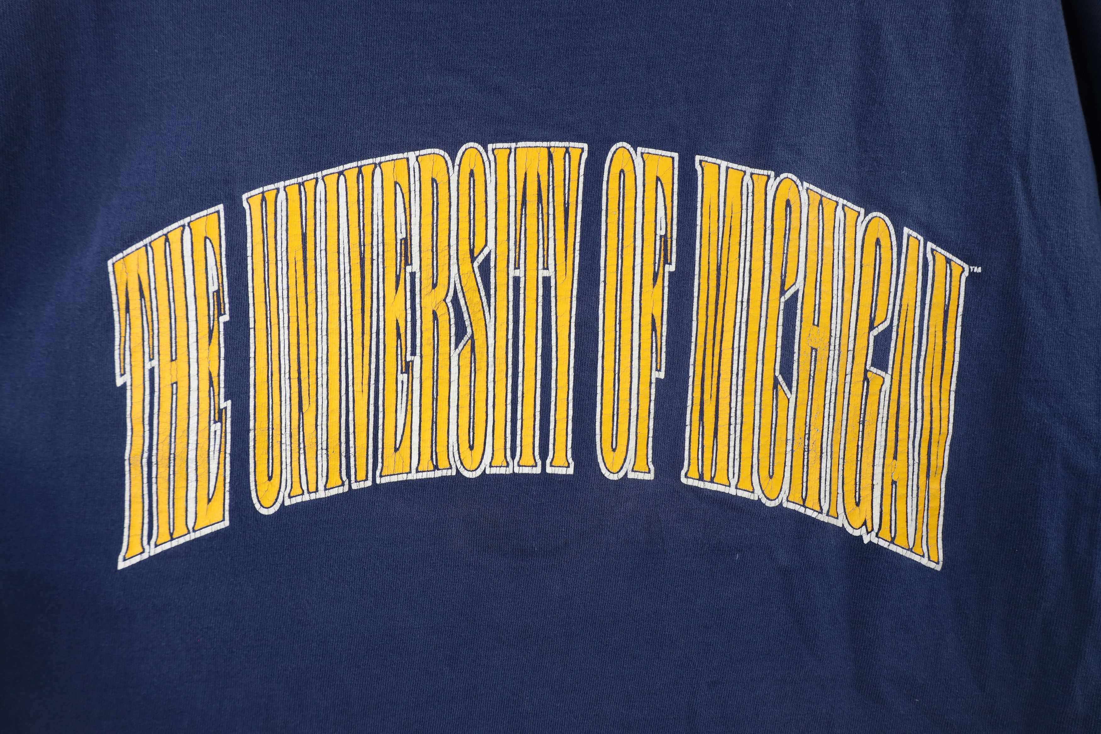 Vintage Vintage 90s Spell Out The University of Michigan T-Shirt Size US L / EU 52-54 / 3 - 5 Thumbnail