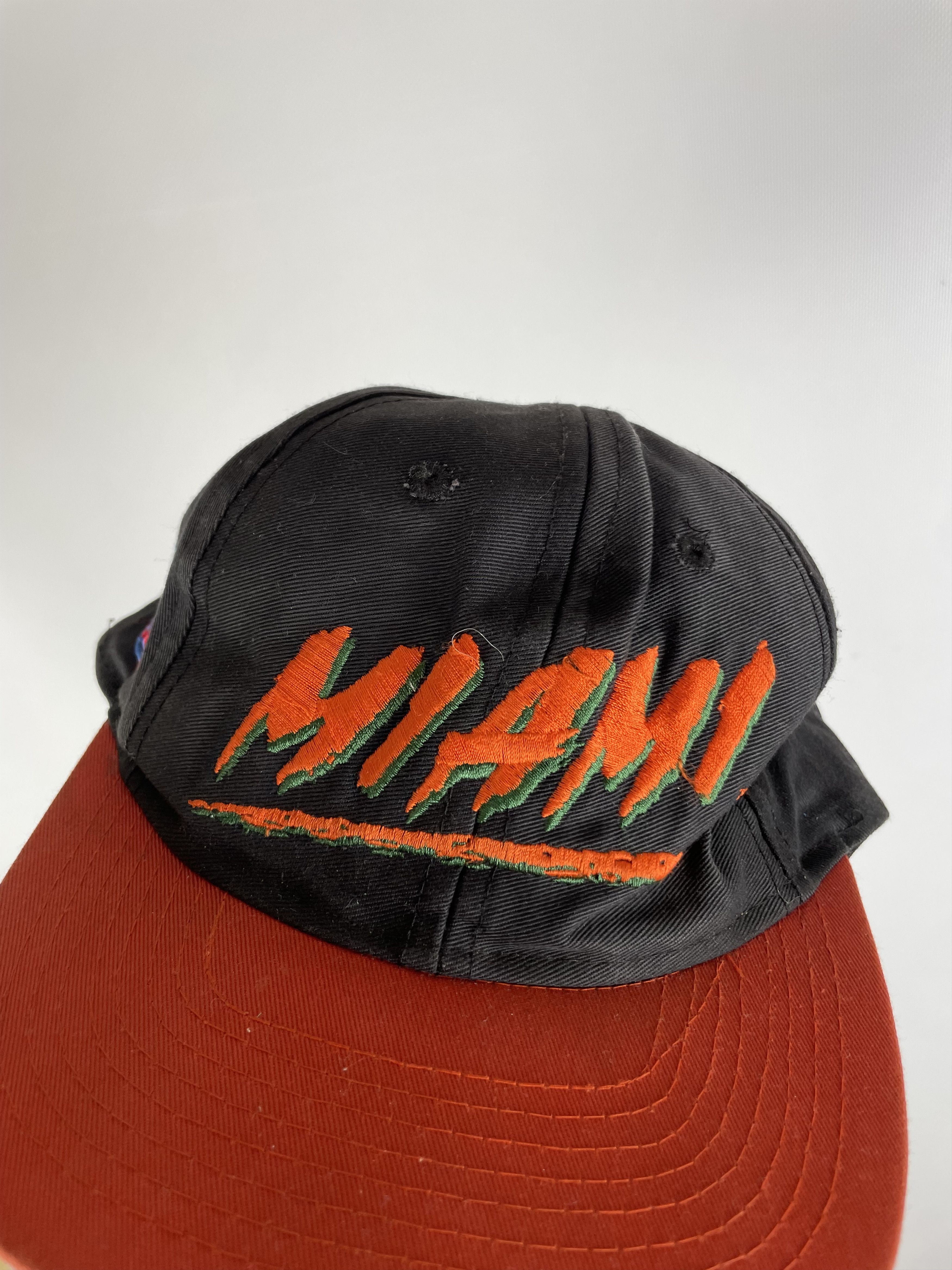 NFL Vintage Miami Hurricanes cap 90s NFL Size ONE SIZE - 5 Thumbnail