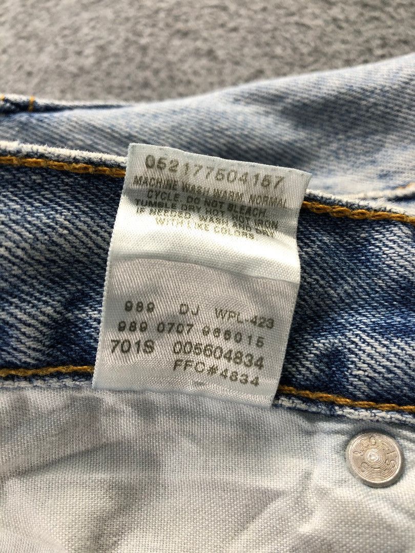 Levi's Vintage Light Wash Levis 560 Jeans-JM769 Size US 39 - 10 Thumbnail