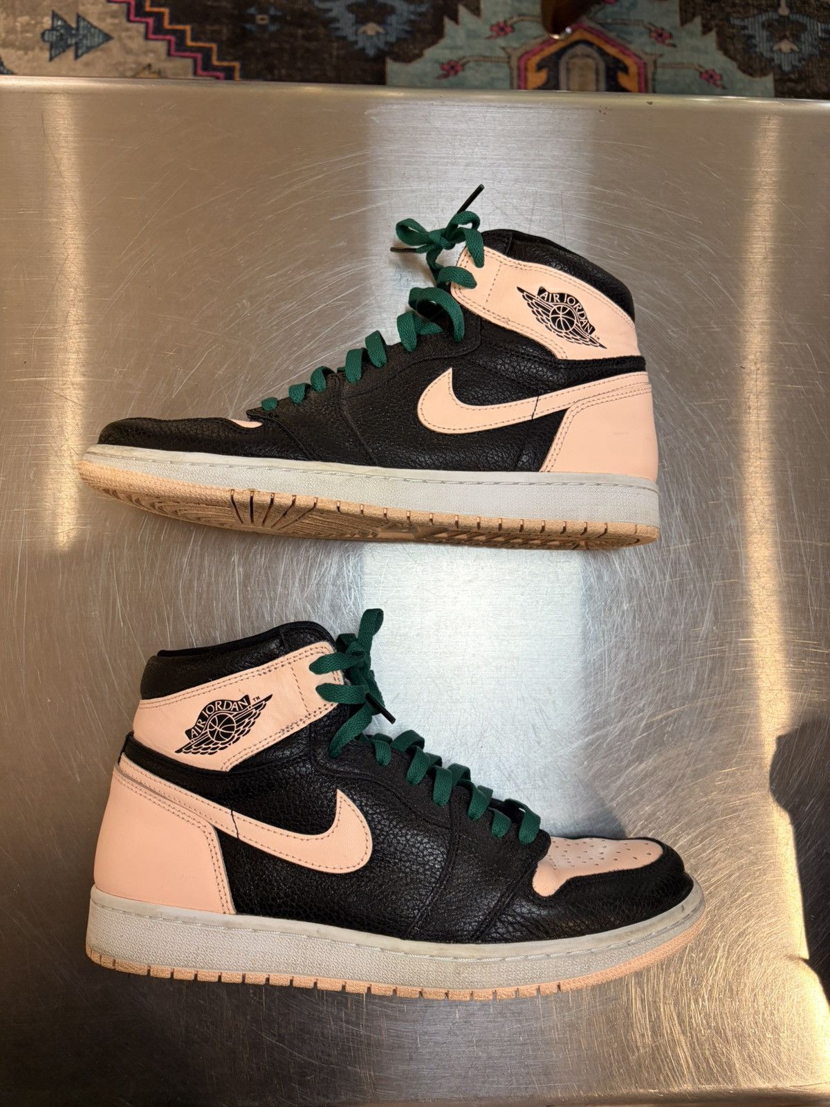 Jordan Brand Jordan 1 Crimson Tint Size US 10.5 / EU 43-44 - 2 Thumbnail