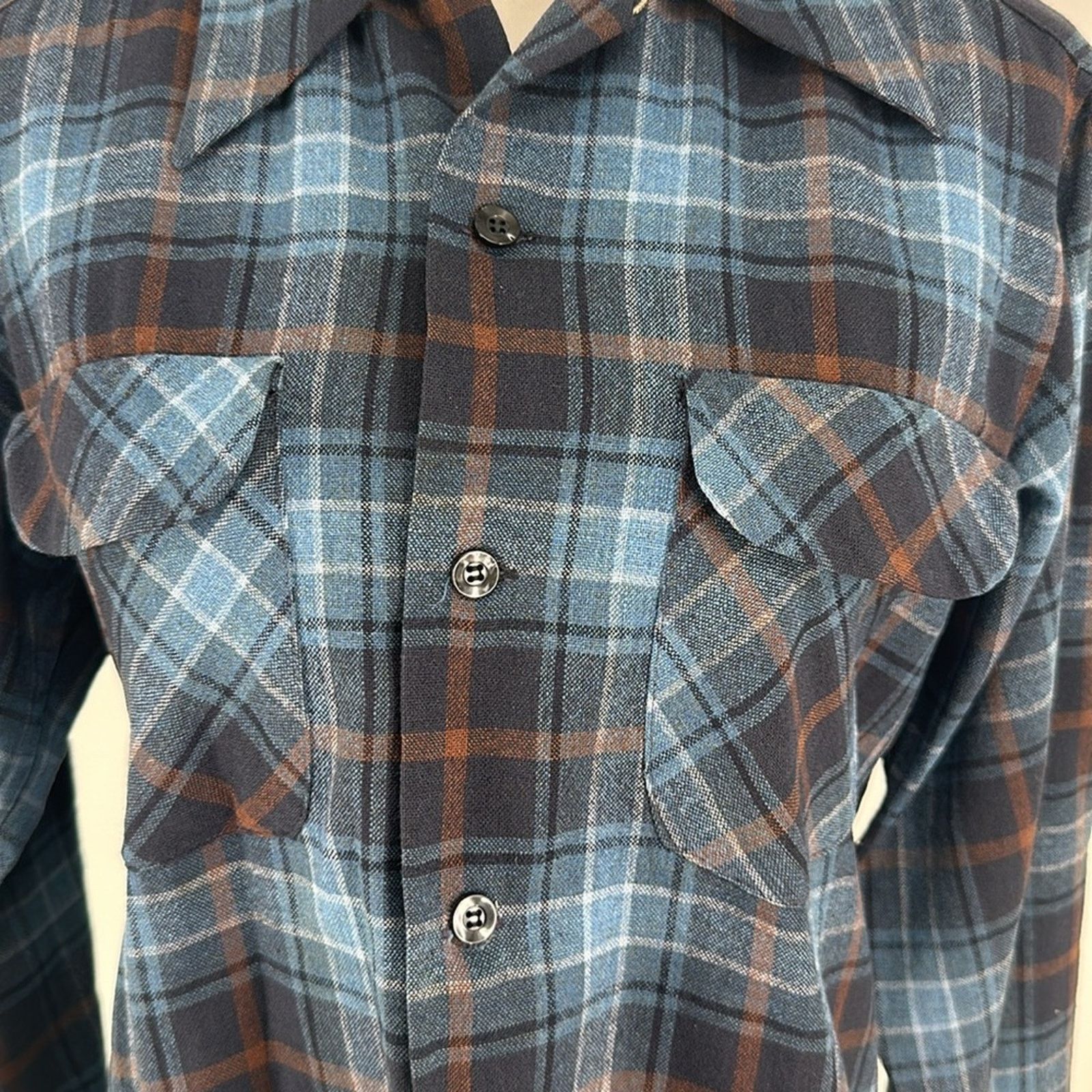 Pendleton 1960s PENDLETON Board Shirt, Vintage Wool Plaid Shirt Button Size S / US 4 / IT 40 - 7 Thumbnail