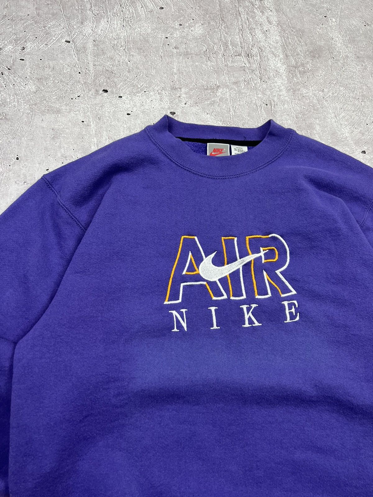 Nike Vintage Nike Big Logo Sweatshirt Size US XL / EU 56 / 4 - 1 Thumbnail