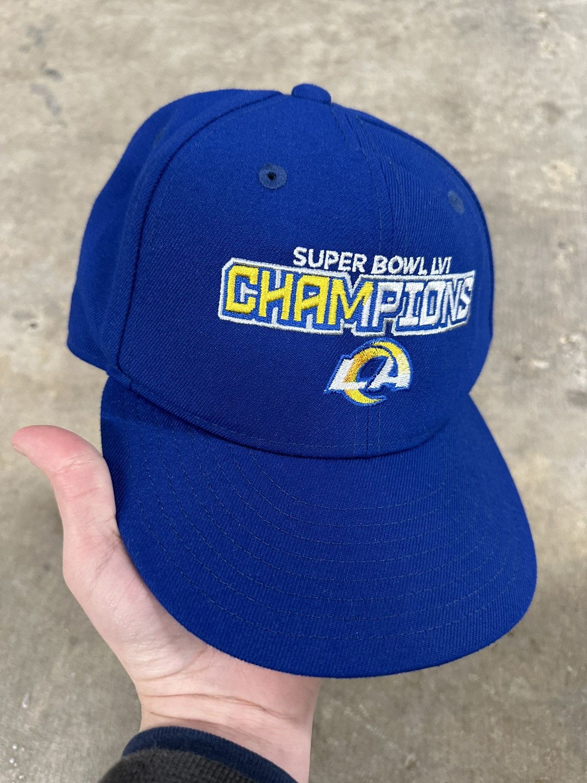 NFL × New Era × Vintage Crazy Y2K New Era Los Angeles Rams Super Bowl Champs Hat Size ONE SIZE - 2 Thumbnail