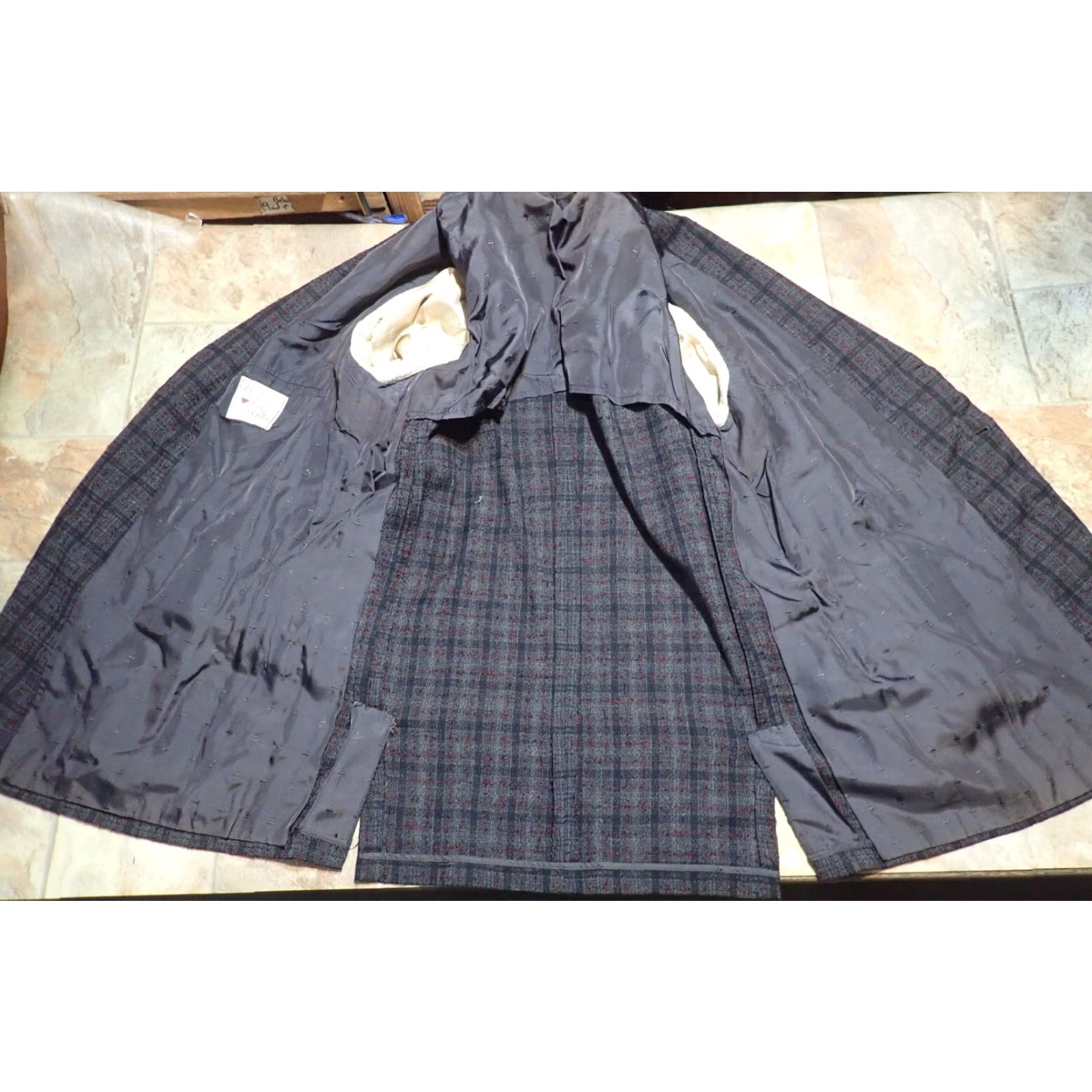 Vintage VINTAGE Berkeley Hall Wool Tweed Blazer Sport Coat 42 Black Plaid Fleck Classic Mens Size 42R - 7 Thumbnail