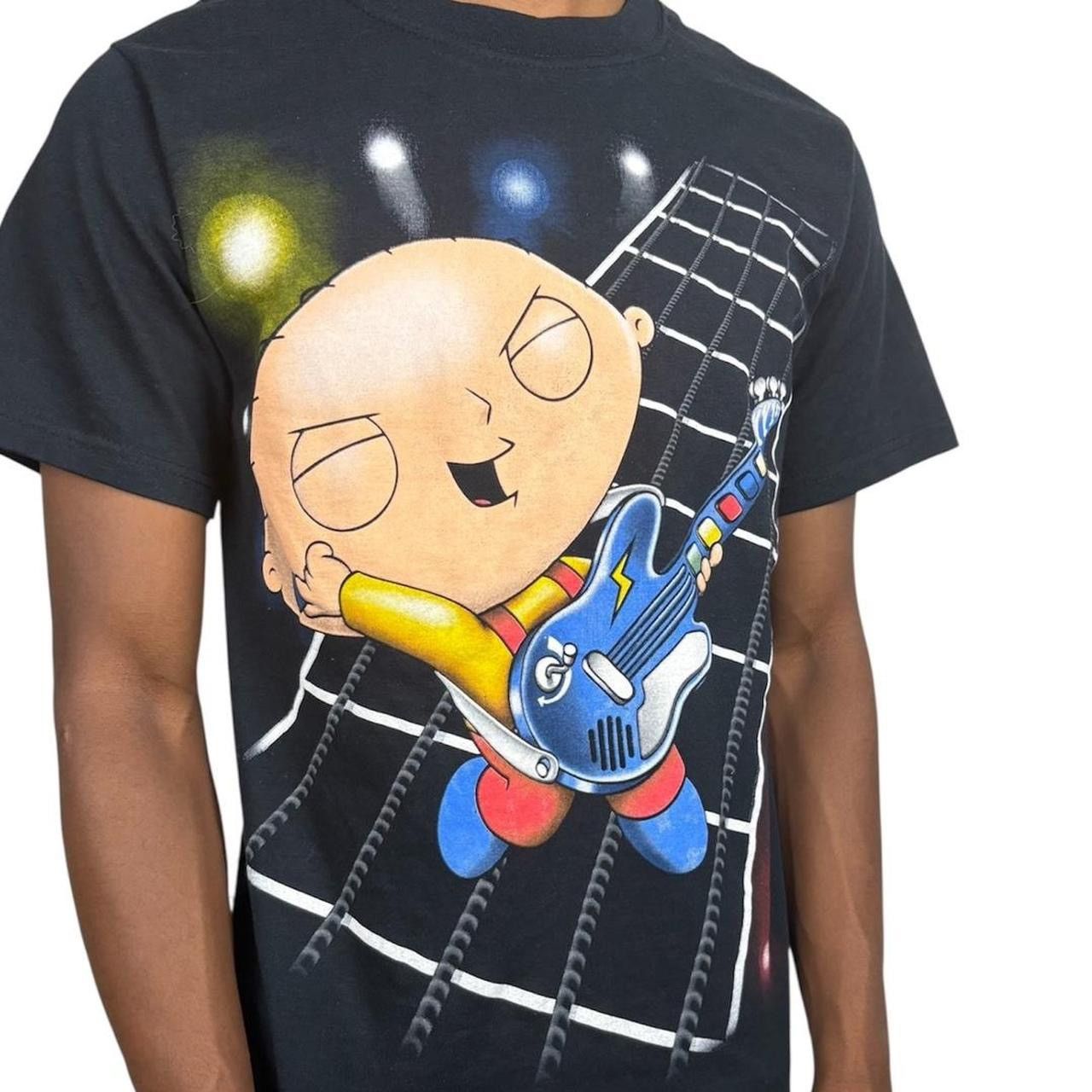 Fruit Of The Loom Y2K Black Family Guy Stewie Guitar T-Shirt Size US S / EU 44-46 / 1 - 2 Thumbnail
