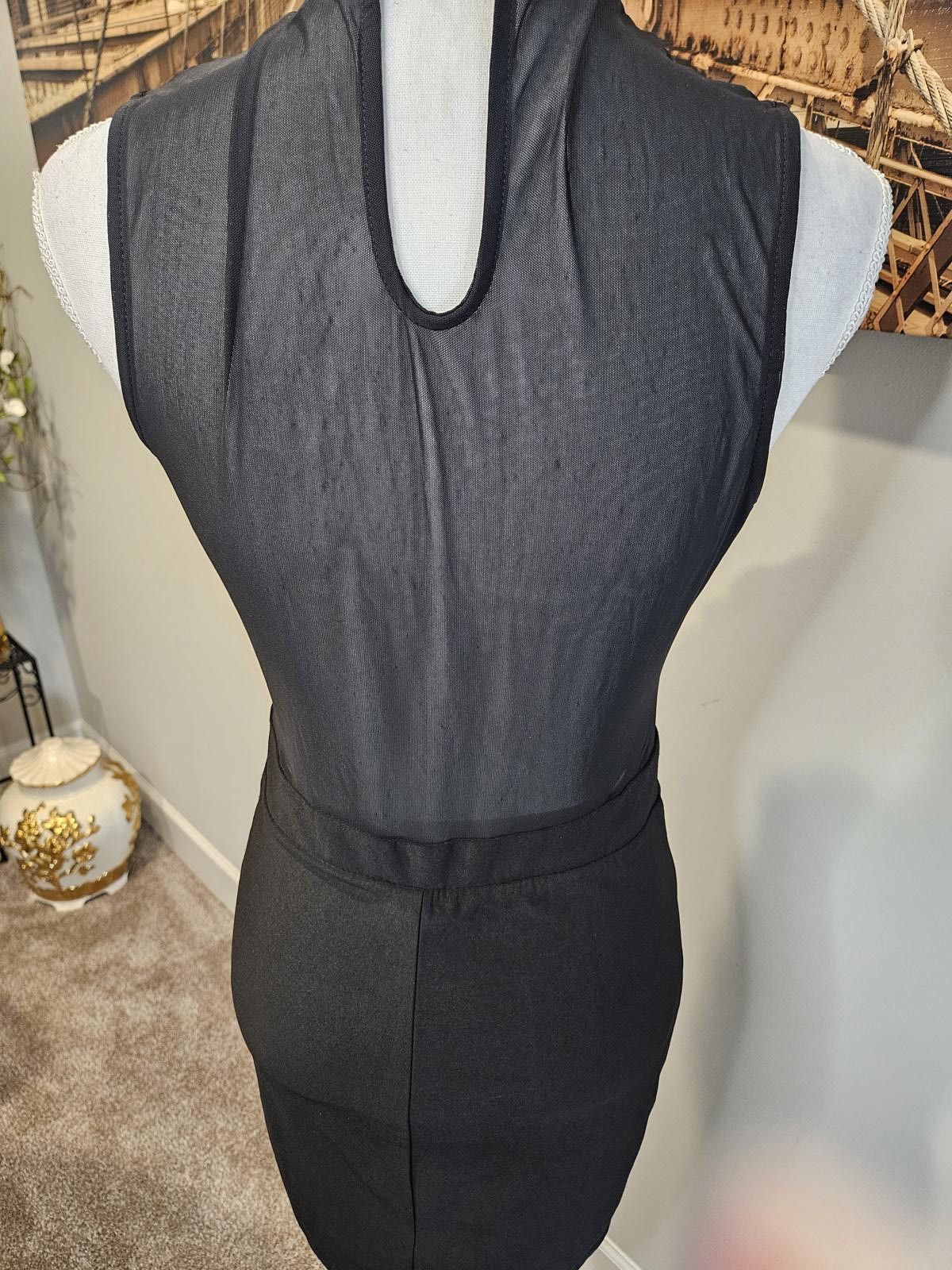 Designer Kimcine Elegant Black Dress with Shimmery Details Size M Size M / US 6-8 / IT 42-44 - 6 Thumbnail