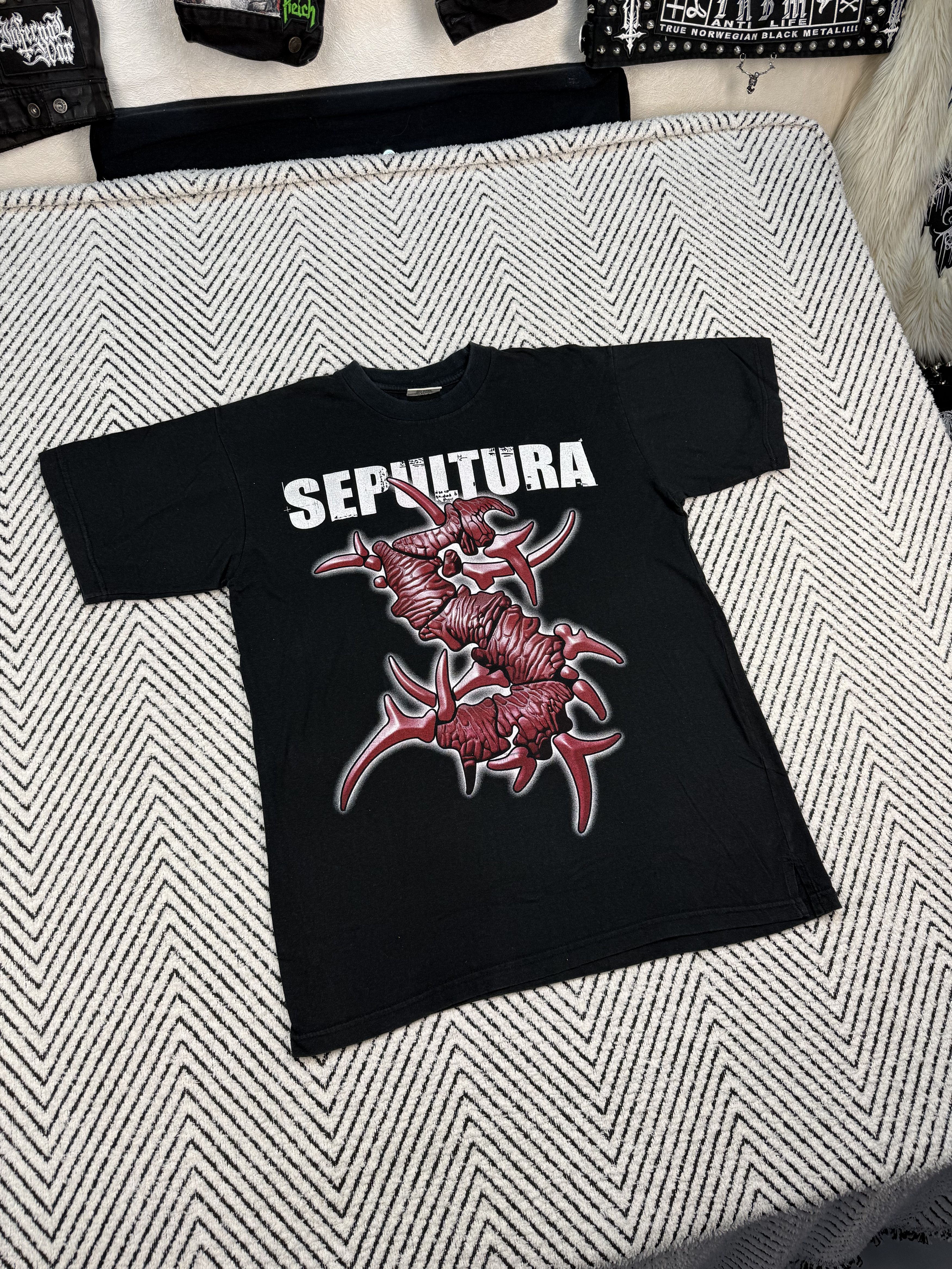 Band Tees Sepultura band vintage tshirt Size US L / EU 52-54 / 3 - 1 Thumbnail