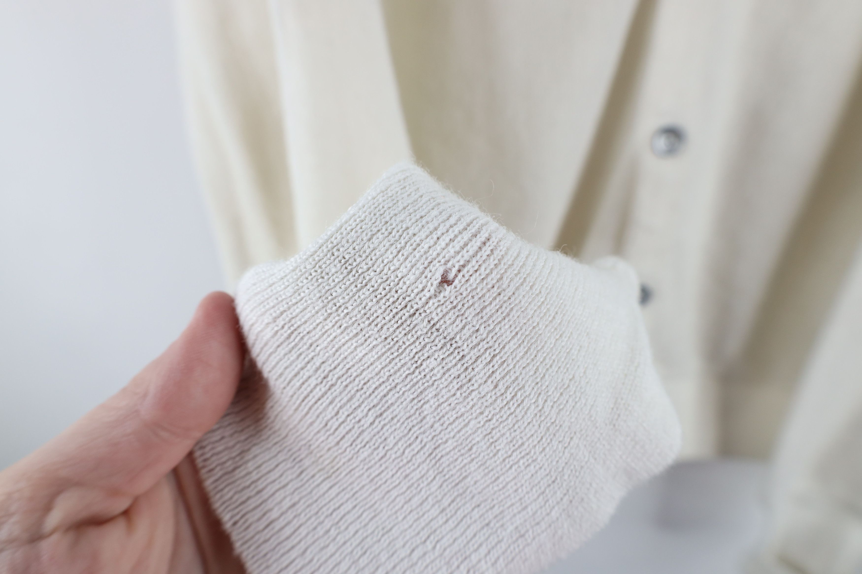 Lacoste × Vintage Vintage 80s Izod Lacoste Knit Cardigan Sweater White USA Size US M / EU 48-50 / 2 - 6 Thumbnail