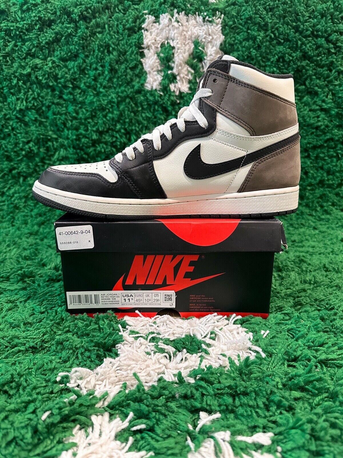 Jordan Brand Jordan 1 Retro OG High Dark Mocha Size US 11.5 / EU 44-45 - 5 Thumbnail