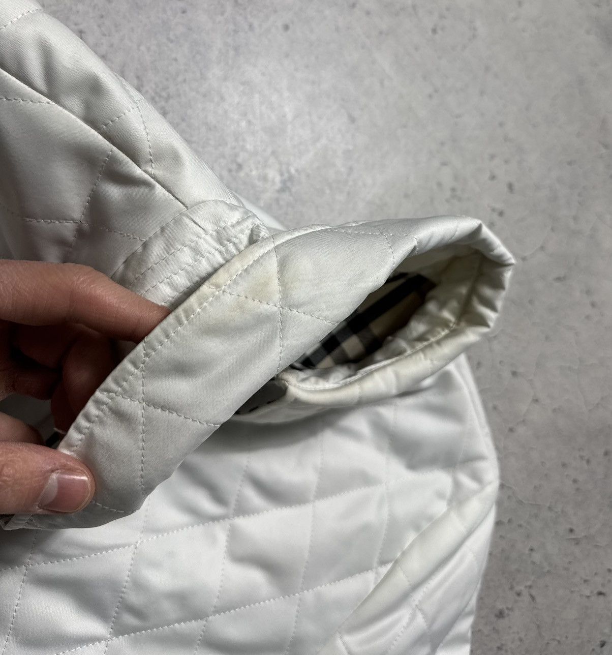 Burberry Burberry London Quilted Women’s White Jacket Luxury Size M / US 6-8 / IT 42-44 - 13 Thumbnail