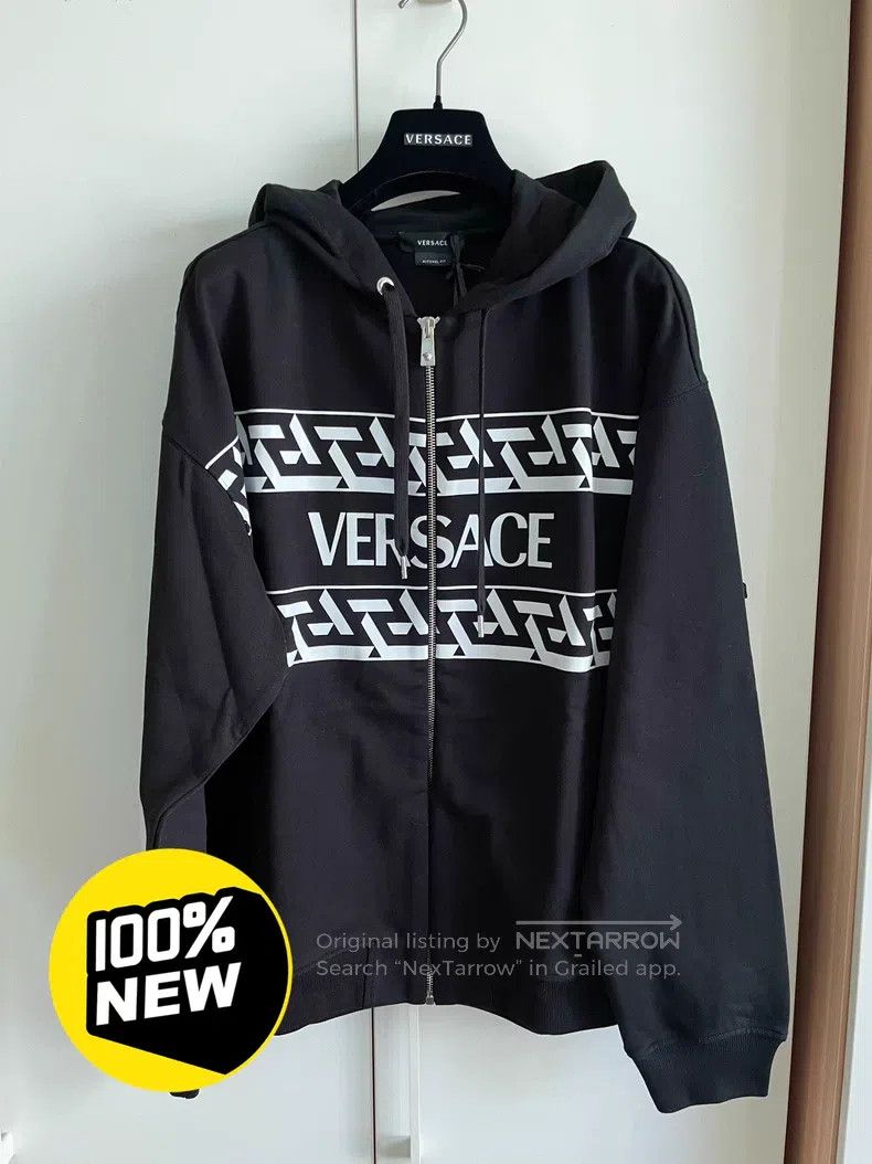 Versace Versace Men's logo hooded sweatshirt Size US M / EU 48-50 / 2 - 1 Thumbnail