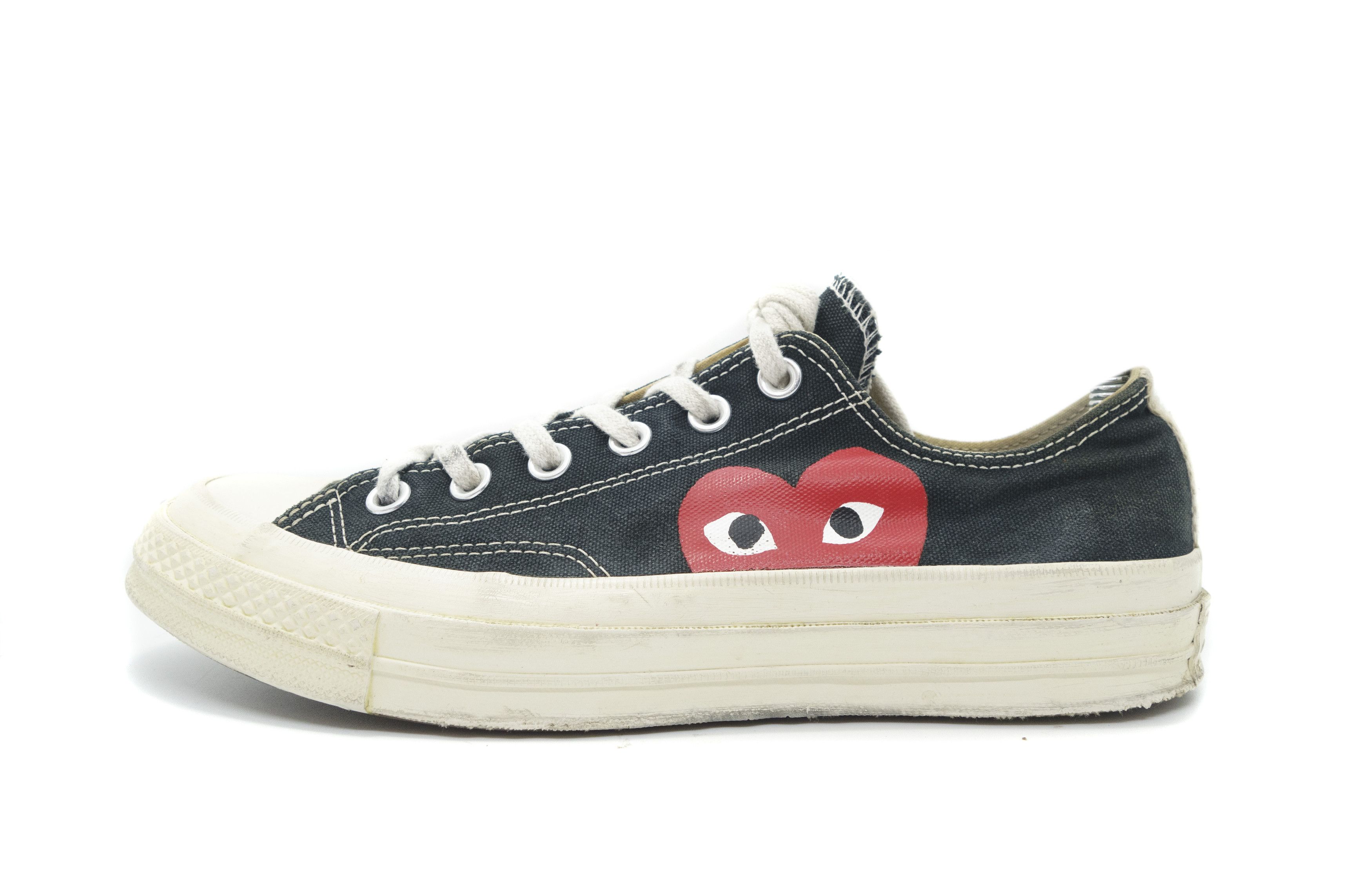 Comme des Garcons PLAY × Converse Logo Thrashed Low Sneakers Size US 7 / EU 40 - 1 Thumbnail
