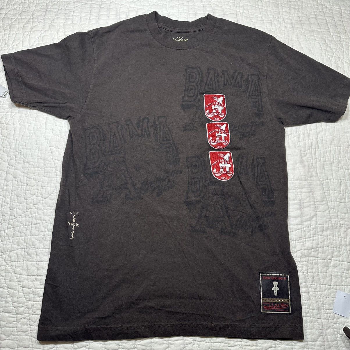 Mitchell & Ness × Travis Scott TRAVIS SCOTT MITCHELL AND NESS/ ALABAMA MEDIUM BRAND NEW Size US M / EU 48-50 / 2 - 1 Thumbnail