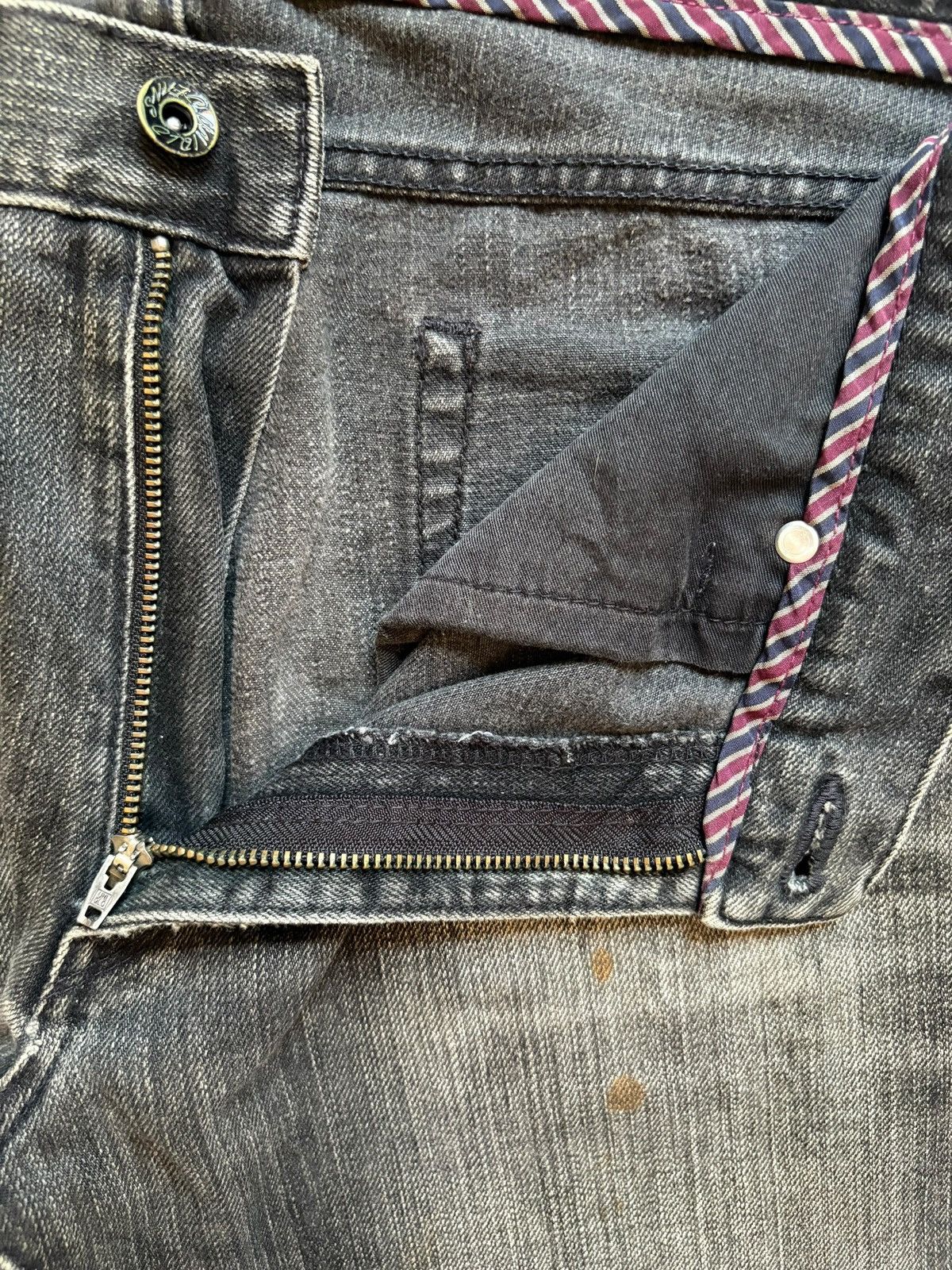Japanese Brand × Jun Takahashi × Uniqlo Vintage Uniqlo Mud Wash Loose Baggy Black Jeans Size US 34 / EU 50 - 9 Thumbnail