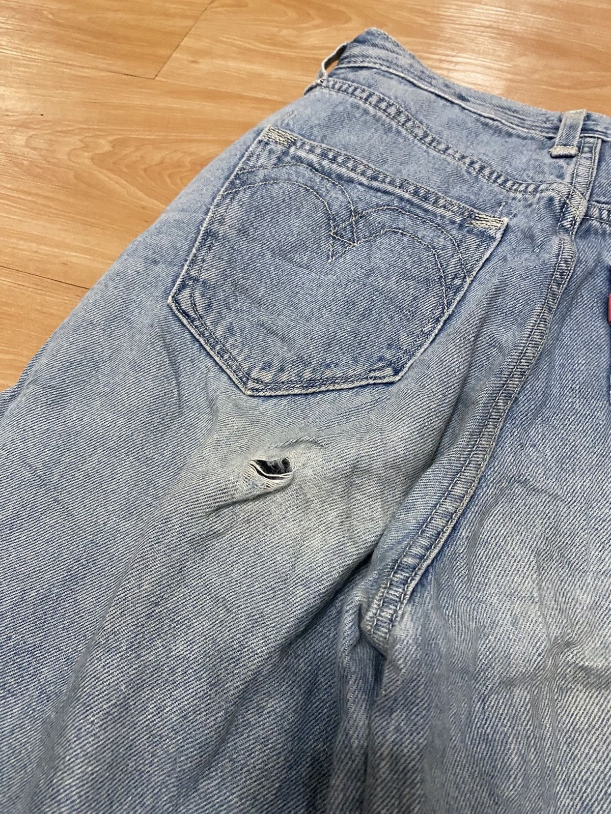 Japanese Brand × Levi's × Vintage Vintage Levis red high loose taper style Size US 30 / EU 46 - 7 Thumbnail