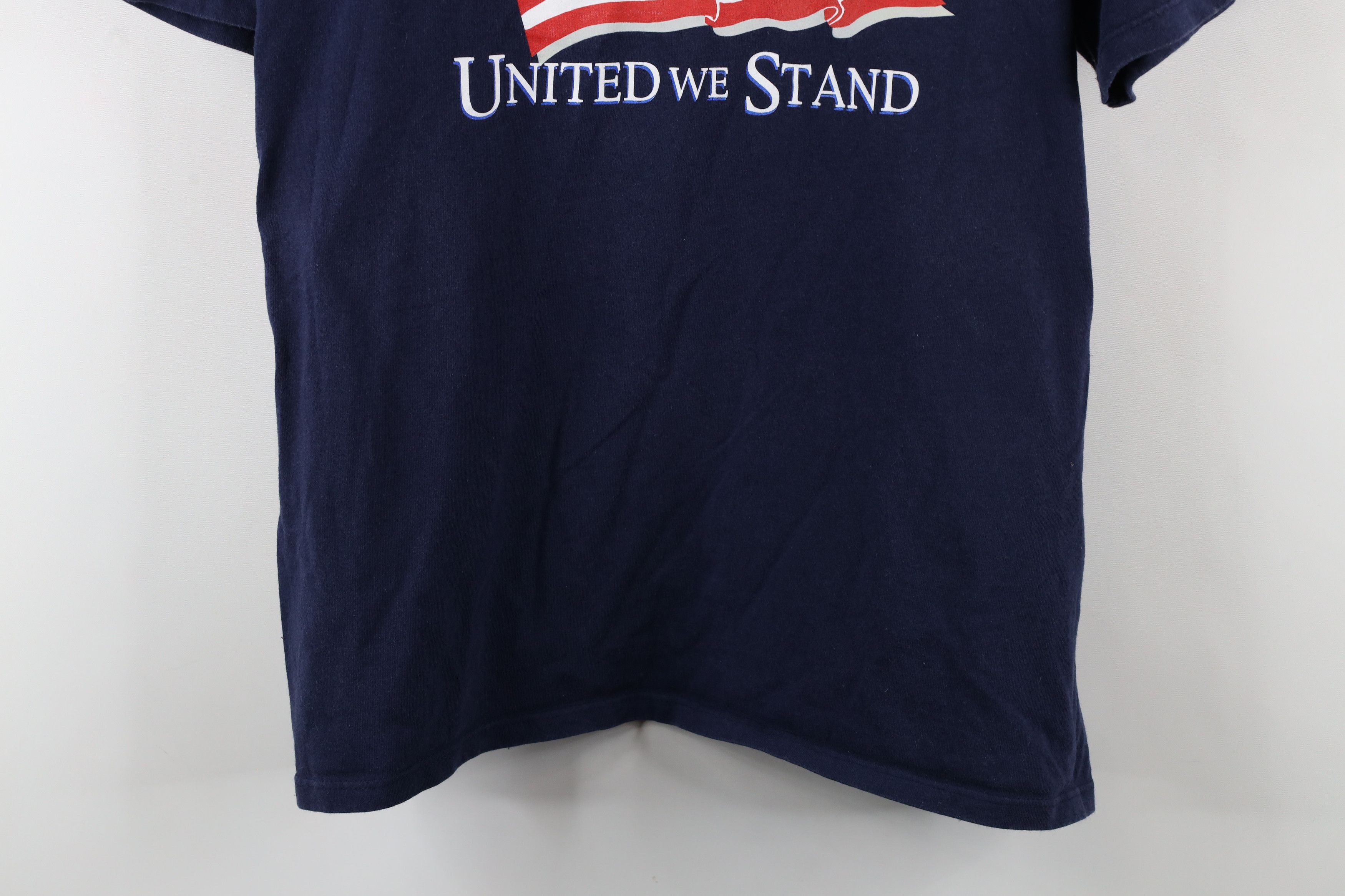Vintage Vintage 90s Streetwear USA Flag United We Stand T-Shirt Blue Size US L / EU 52-54 / 3 - 3 Thumbnail