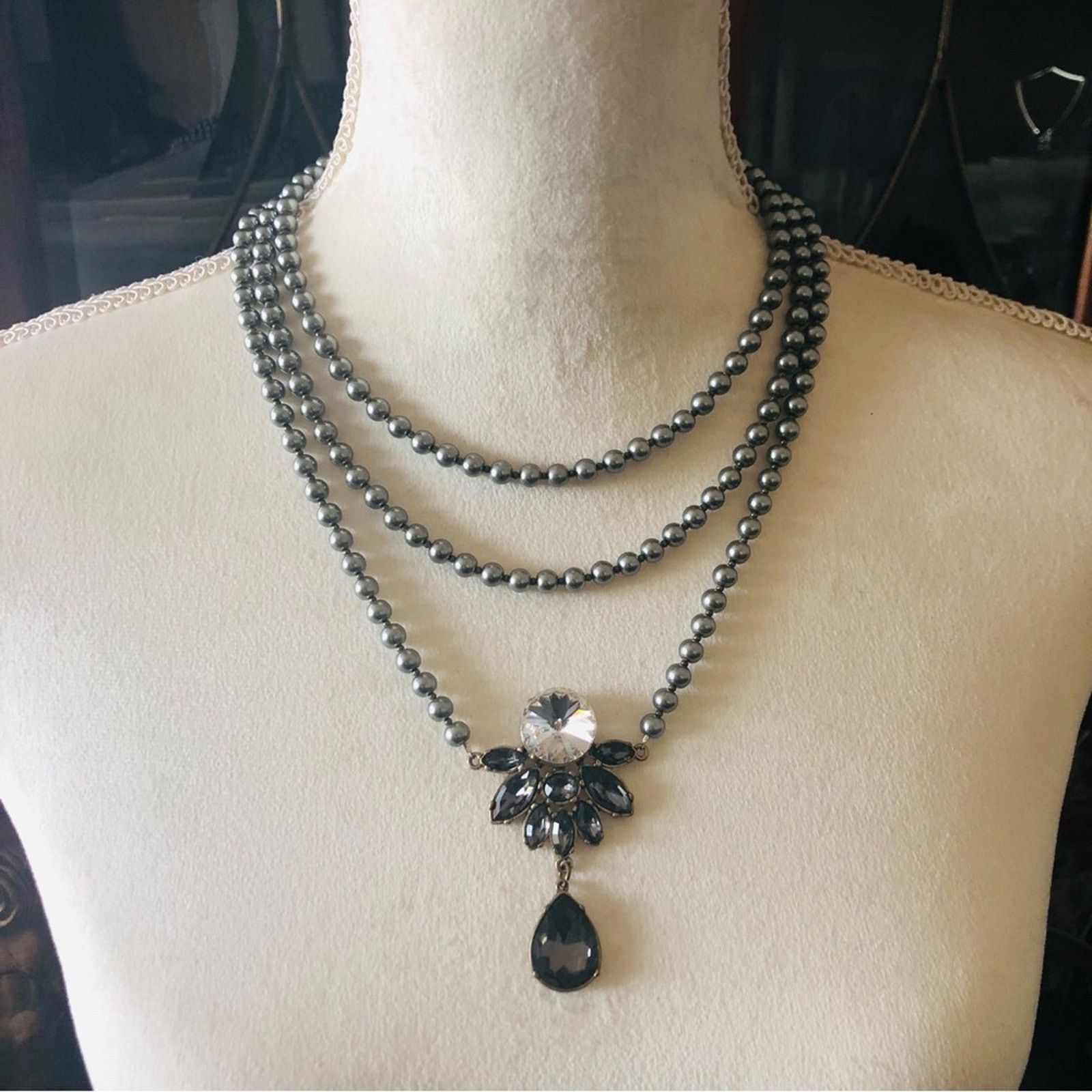 Handmade Handcrafted repurpose charcoal cluster Pearl necklace Size ONE SIZE - 2 Thumbnail