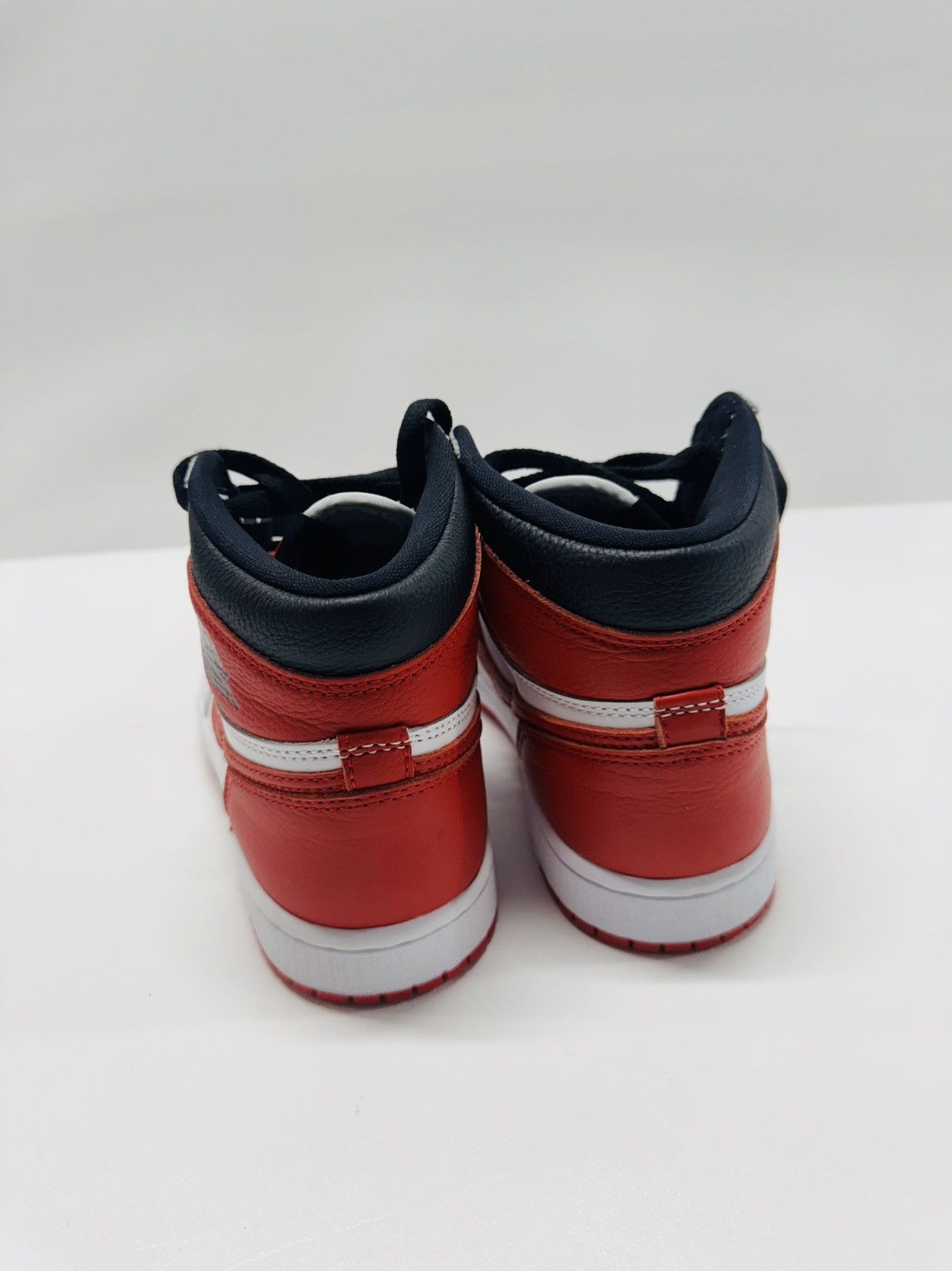 Jordan Brand Air Jordan 1 High OG White/University Red-Black Size US 5 / EU 37 - 5 Thumbnail