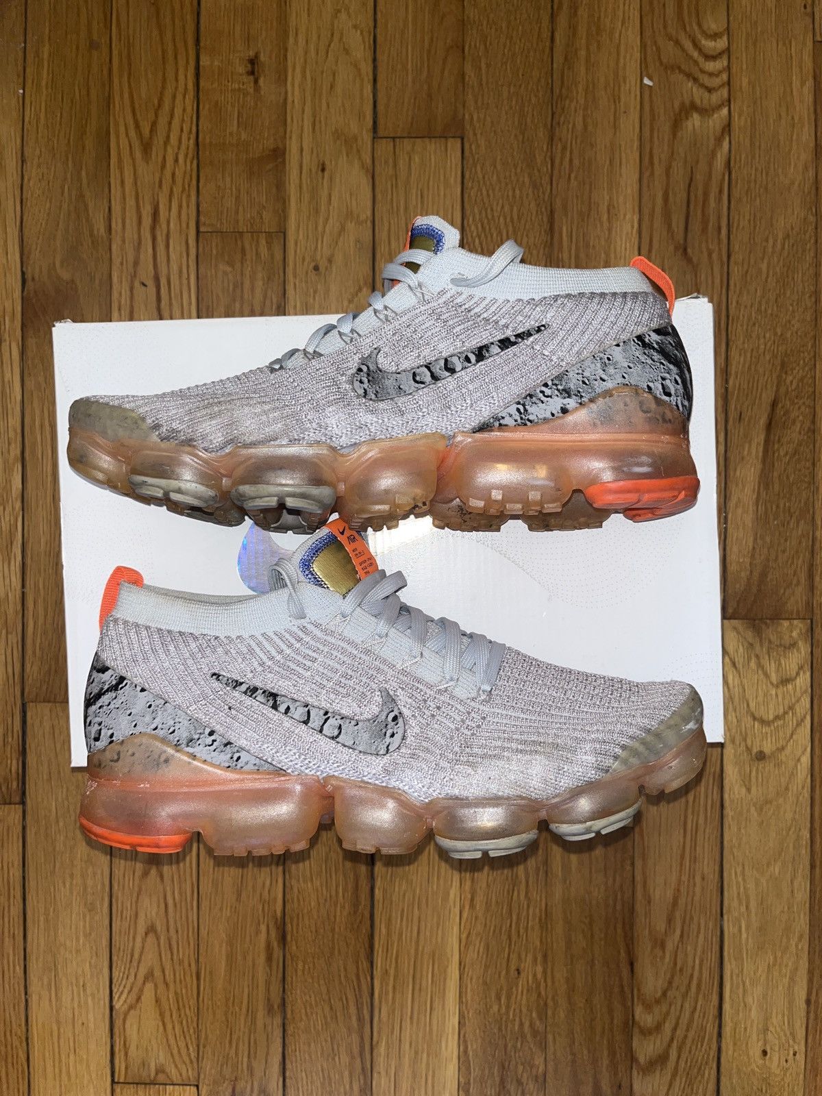 Nike Nike Air VaporMax Flyknit 3.0 “Moon Landing” Size US 10.5 / EU 43-44 - 1 Thumbnail