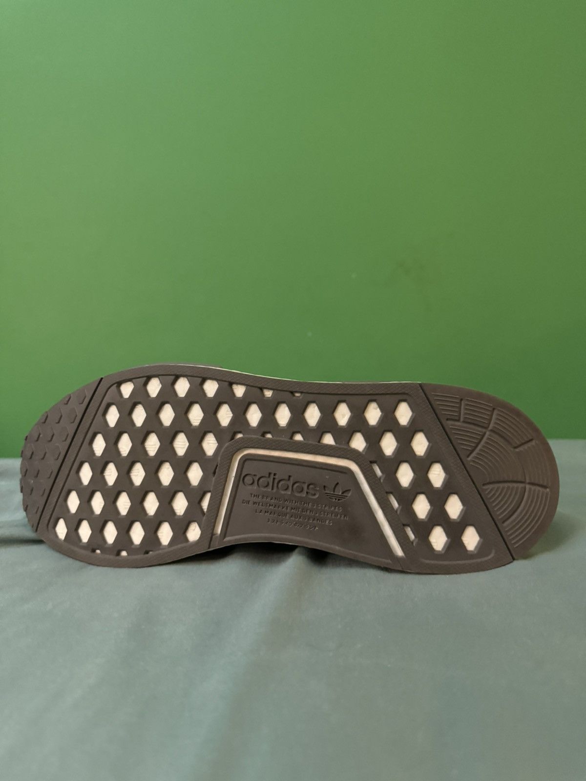 Adidas Adidas NMD R1 Grey Better Scarlet 2024 Size US 8.5 / EU 41-42 - 5 Thumbnail