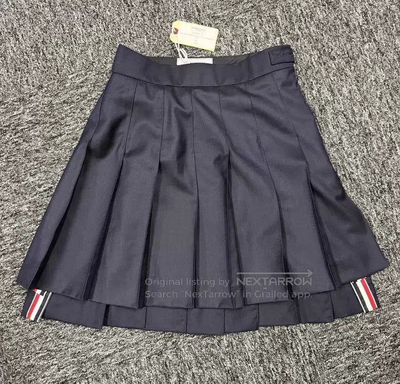 Thom Browne Thom Browne Pleated Skirt Size 25" / US 0 / IT 36 - 3 Thumbnail