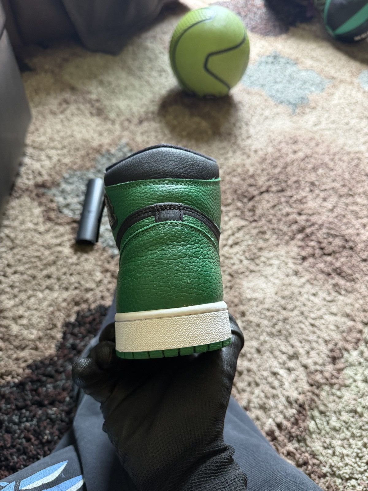 Nike Air Jordan 1 Pine Green Size US 10.5 / EU 43-44 - 6 Thumbnail