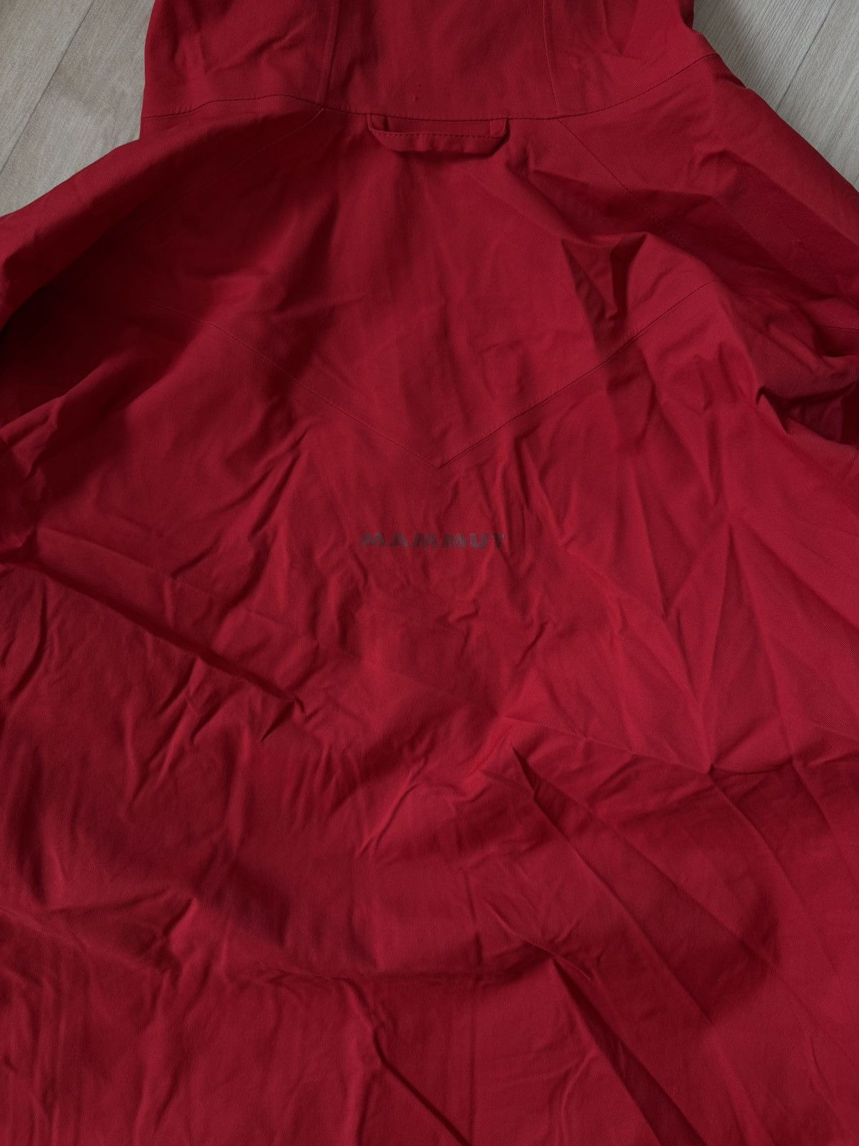 Mammut Mammut Masao Hooded Red Outdoor Jacket hiking trekking ski Size US M / EU 48-50 / 2 - 12 Thumbnail