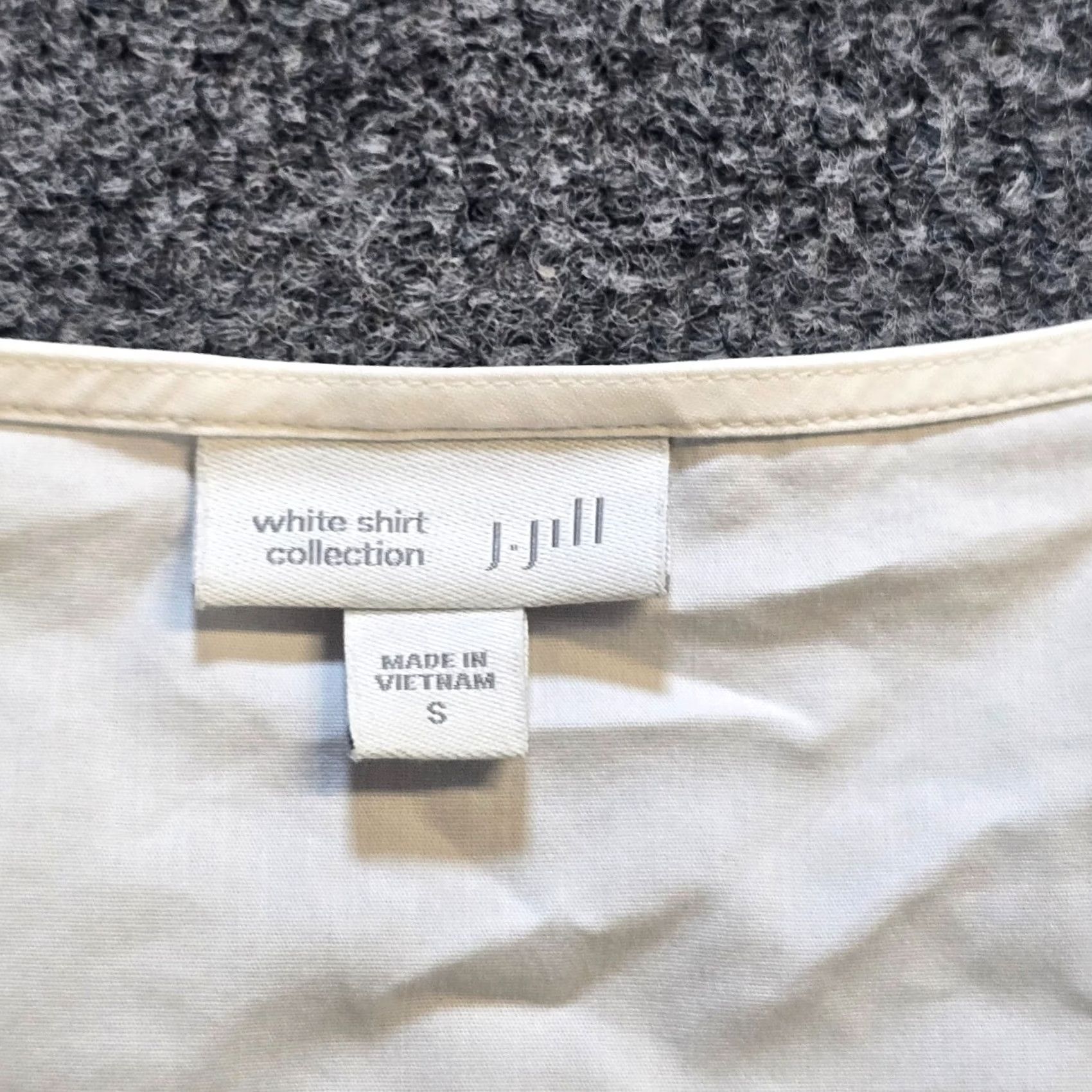 J. Jill J. Jill Top Shirt Womens Small White Sleeveless Tank Pleated Trim Layer Capsule Capsule Size S / US 4 / IT 40 - 3 Thumbnail