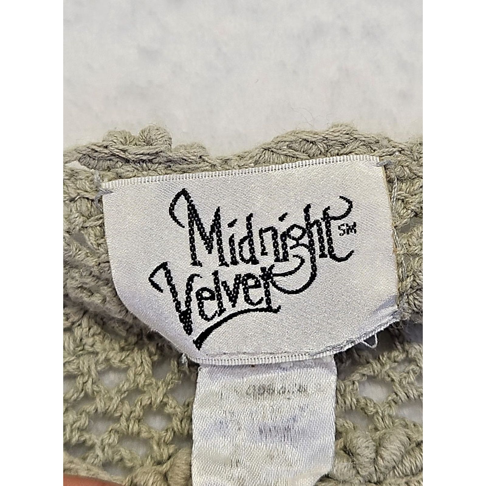 Velvet VINTAGE Midnight Velvet Crochet Top Boho Sage Green Floral Granny Square Medium Shirt Womens Size M / US 6-8 / IT 42-44 - 6 Thumbnail