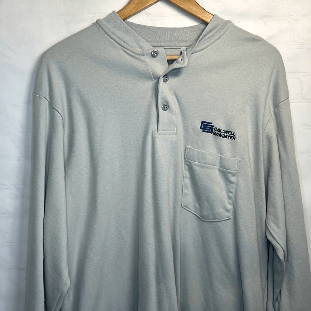 Vintage VINTAGE Bulwark Mens Flame Resistant Long Sleeve Gray Cotton Henley Shirt XL (SEL2GY) Mens Shirts Size US XL / EU 56 / 4 - 7 Thumbnail