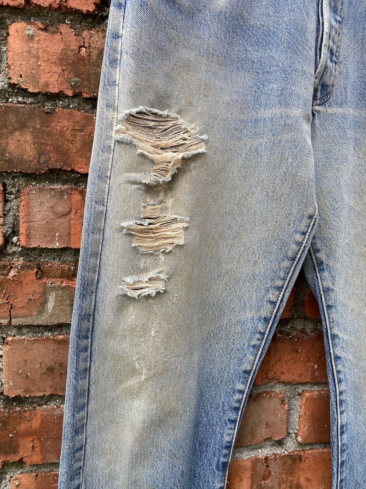 Levi's Vintage Clothing W31x31 Vintage levi's 501 made in USA distressed denime Size US 31 - 5 Thumbnail