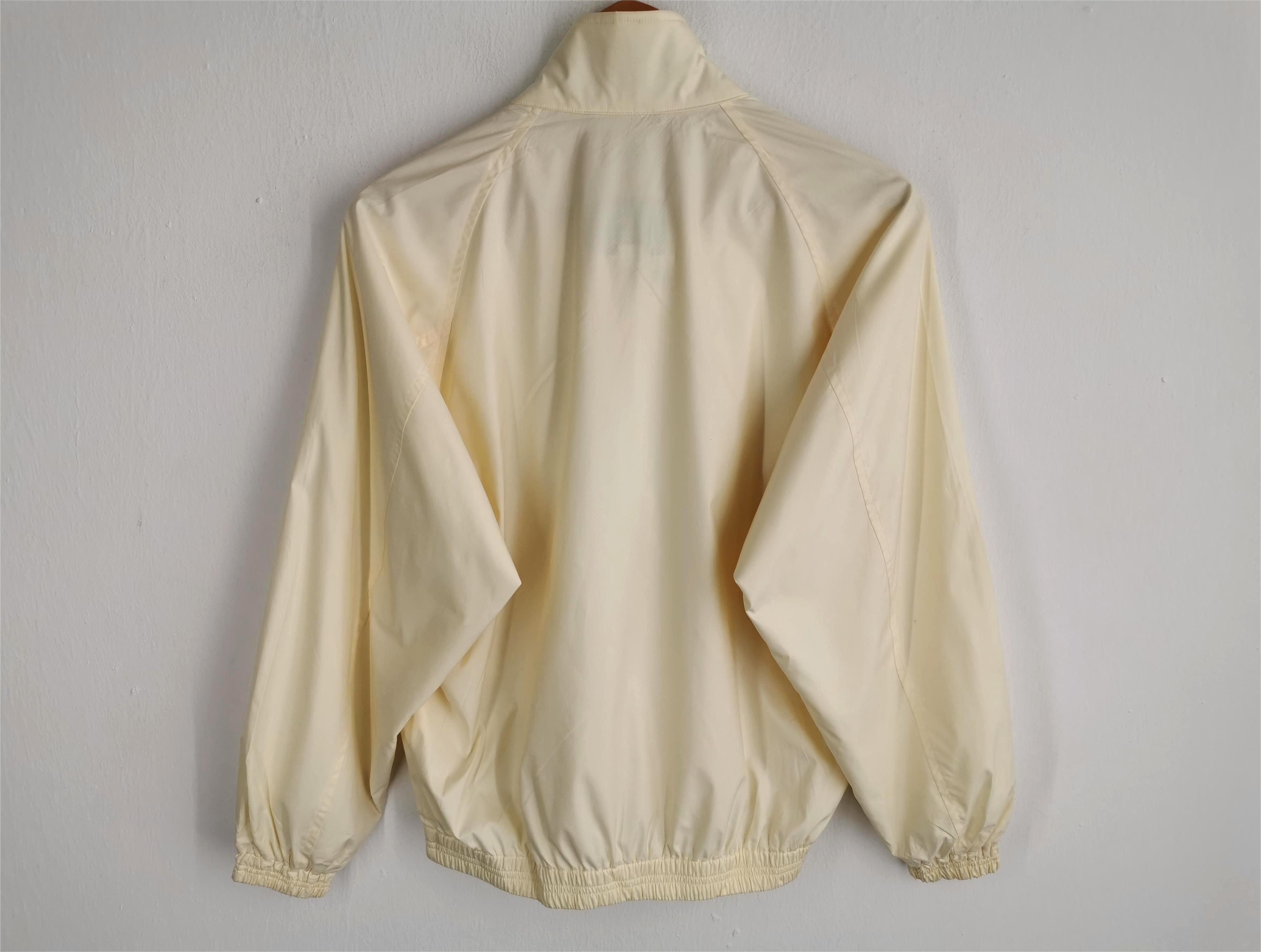 Burberry Vintage 90's Burberrys Windbreaker Jacket Size M Size US M / EU 48-50 / 2 - 3 Thumbnail