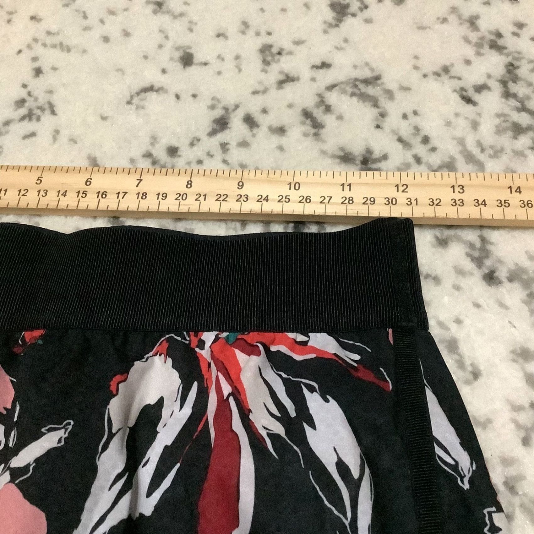 Athleta Athleta Derek Lam 10 C Lily Chelsea Capri Floral Leggings Womens S Size 28" / US 6 / IT 42 - 4 Thumbnail
