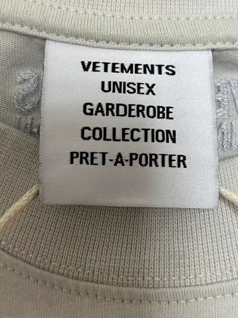 Vetements VETEMENTS Short Sleeve Size US S / EU 44-46 / 1 - 3 Thumbnail