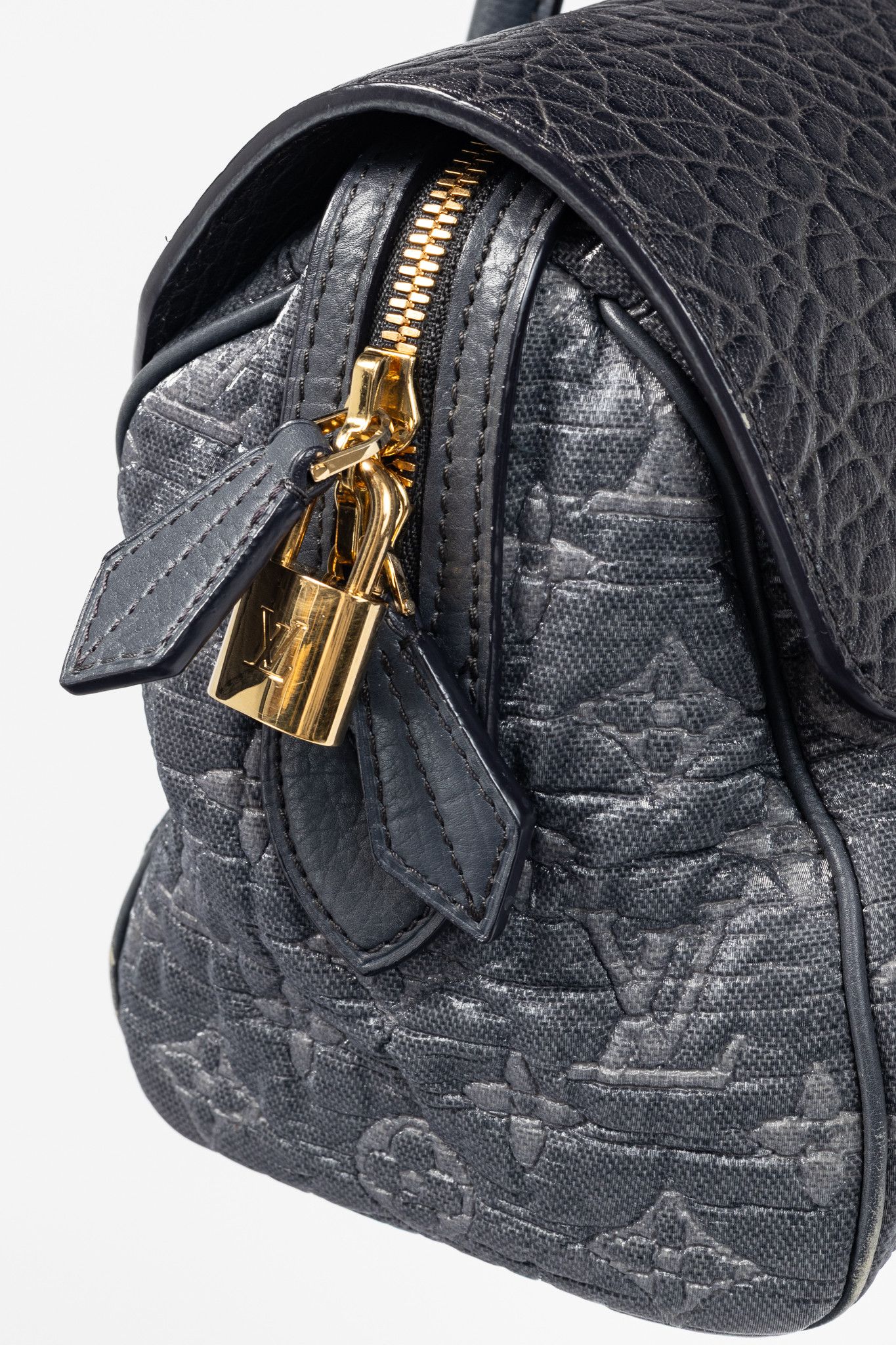 Louis Vuitton Louis Vuitton AW/10 Beaute Gris Monogram Volupte Handbag Size ONE SIZE - 9 Thumbnail