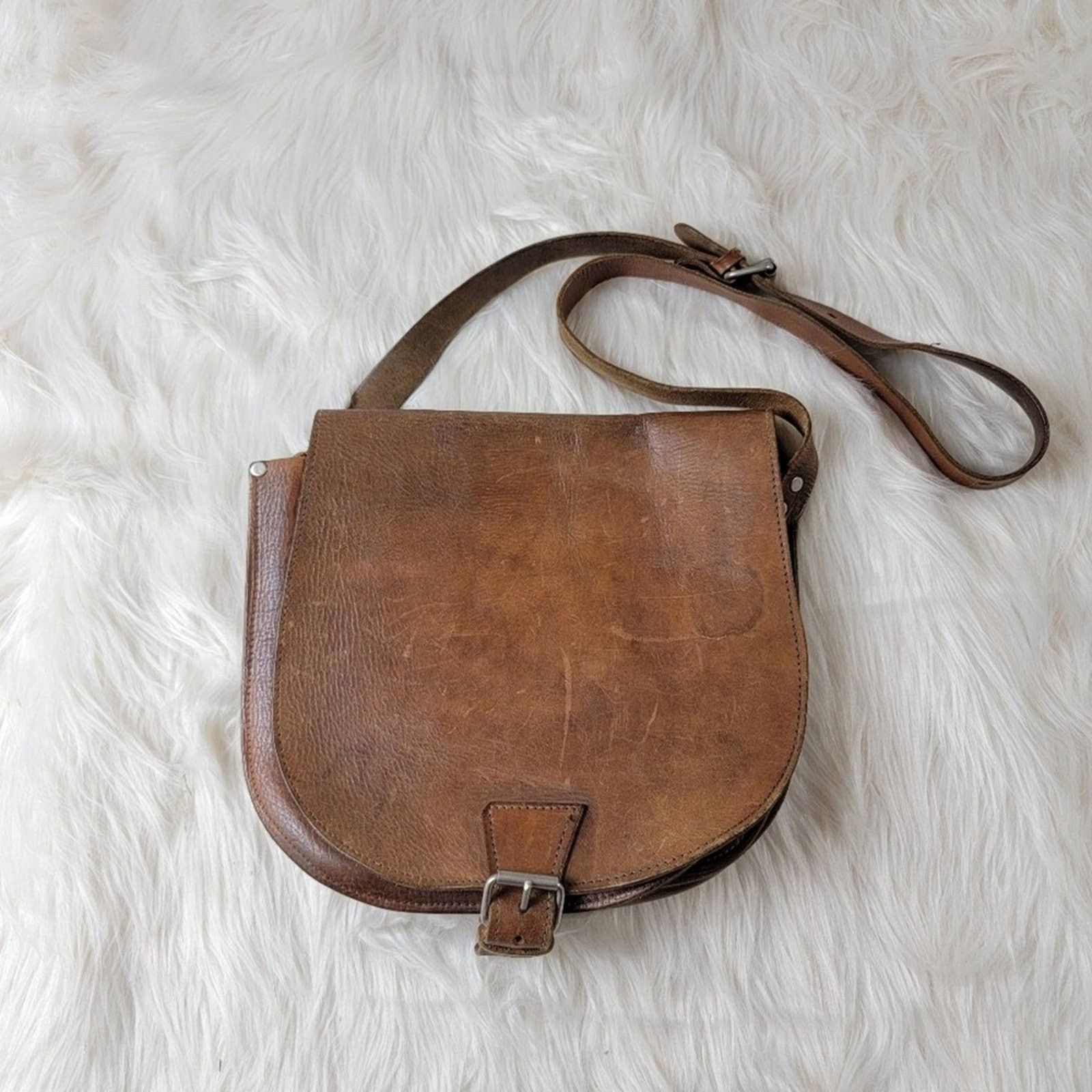 Vtg 70s Saddle Chestnut Crossbody Satchel Messenger Tote Bag