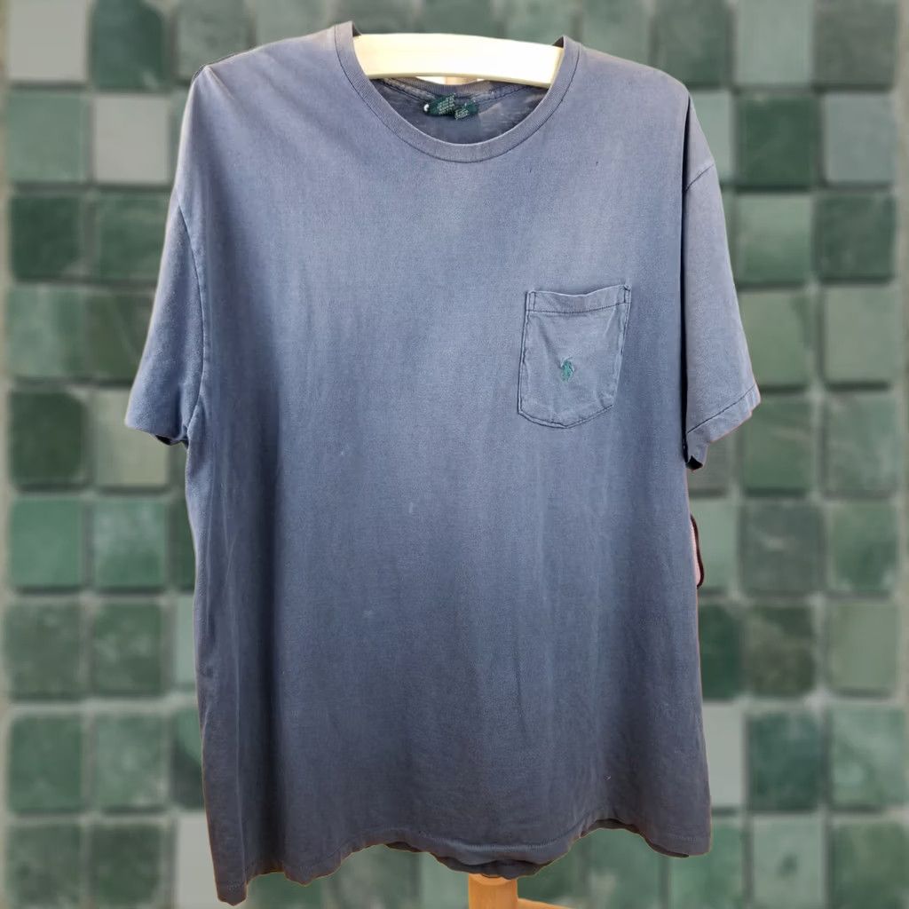 Ralph Lauren VINTAGE RALPH LAUREN POLO COUNTRY T-SHIRT ONE POCKET SUN FADED SZ LARGE BLACK/BLACK, SHORT SLEEVE, ROUND NECK, MEN, USA, RETRO, 90s Size US L / EU 52-54 / 3 - 1 Thumbnail